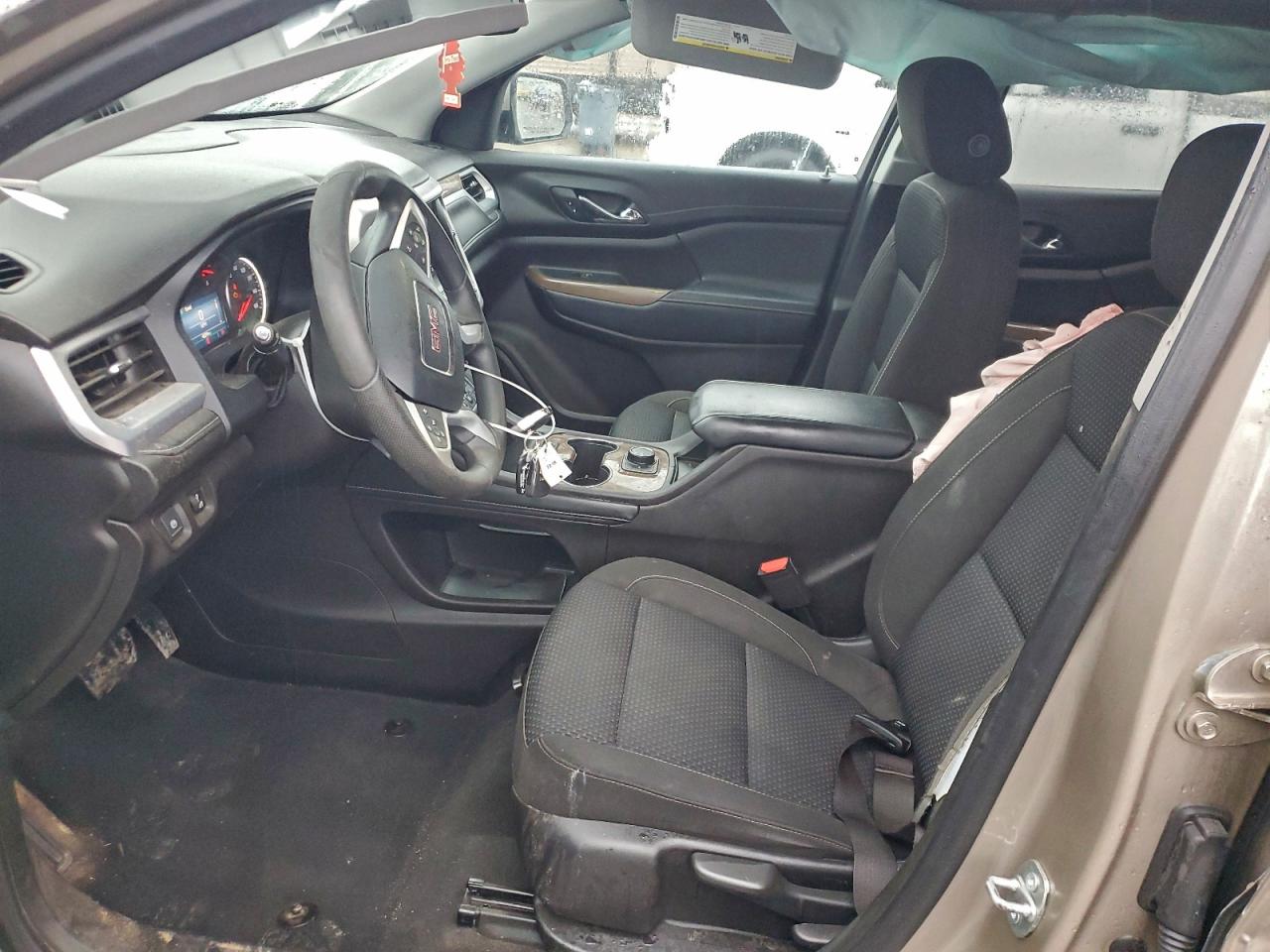 2023 GMC ACADIA SLE photo 13
