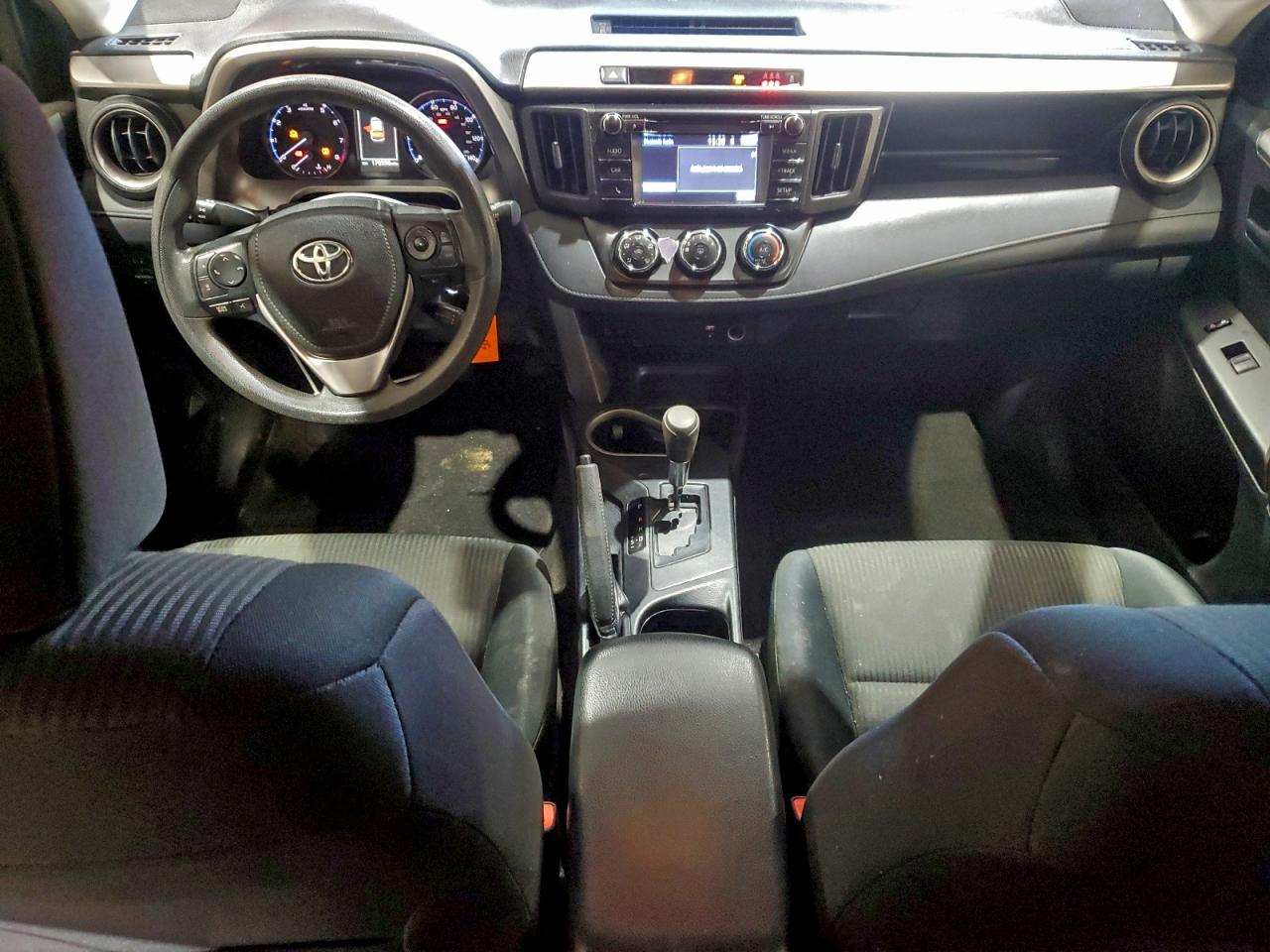 2017 TOYOTA RAV4 LE photo 15