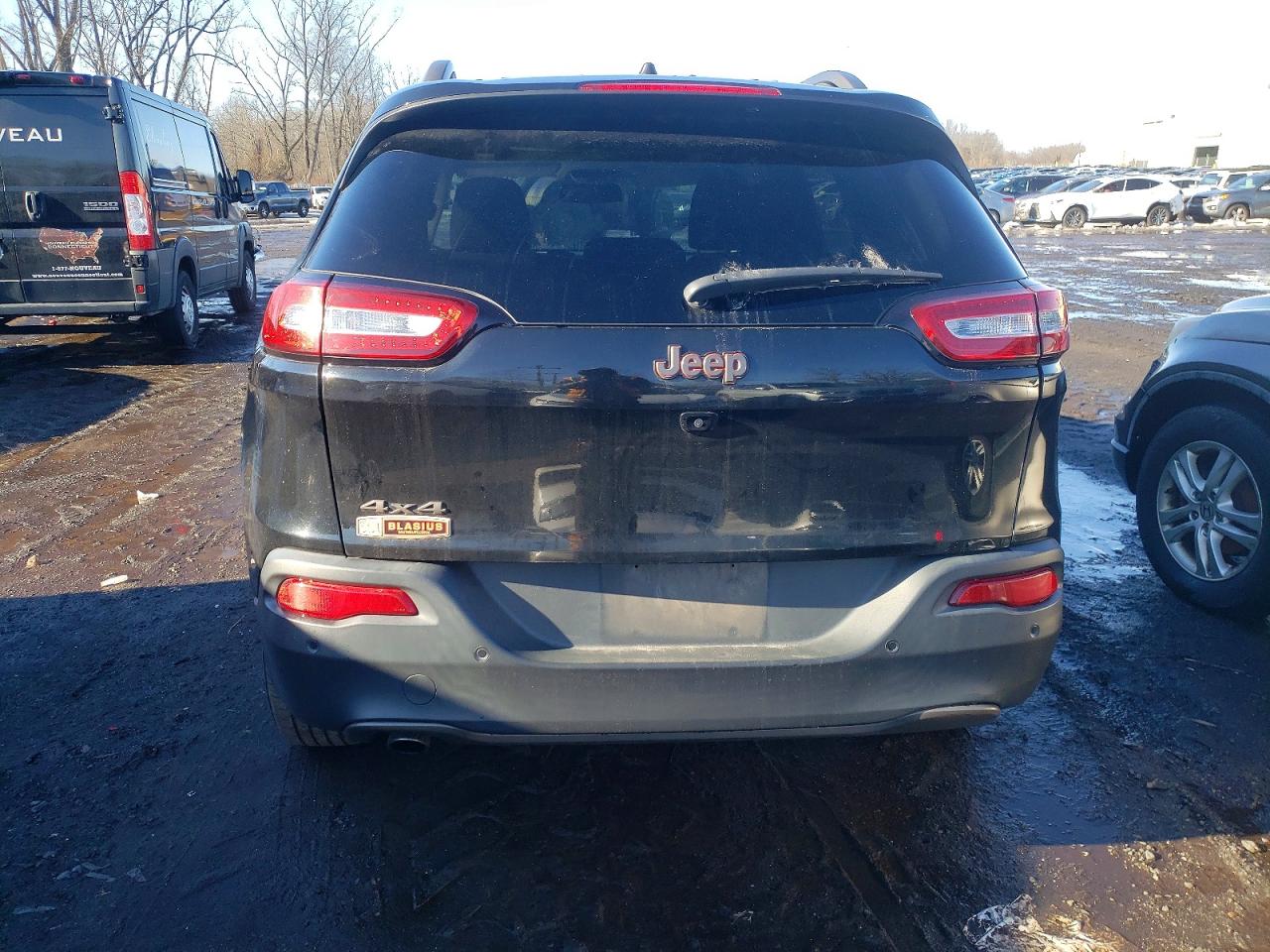 2017 JEEP CHEROKEE LATITUDE photo 11
