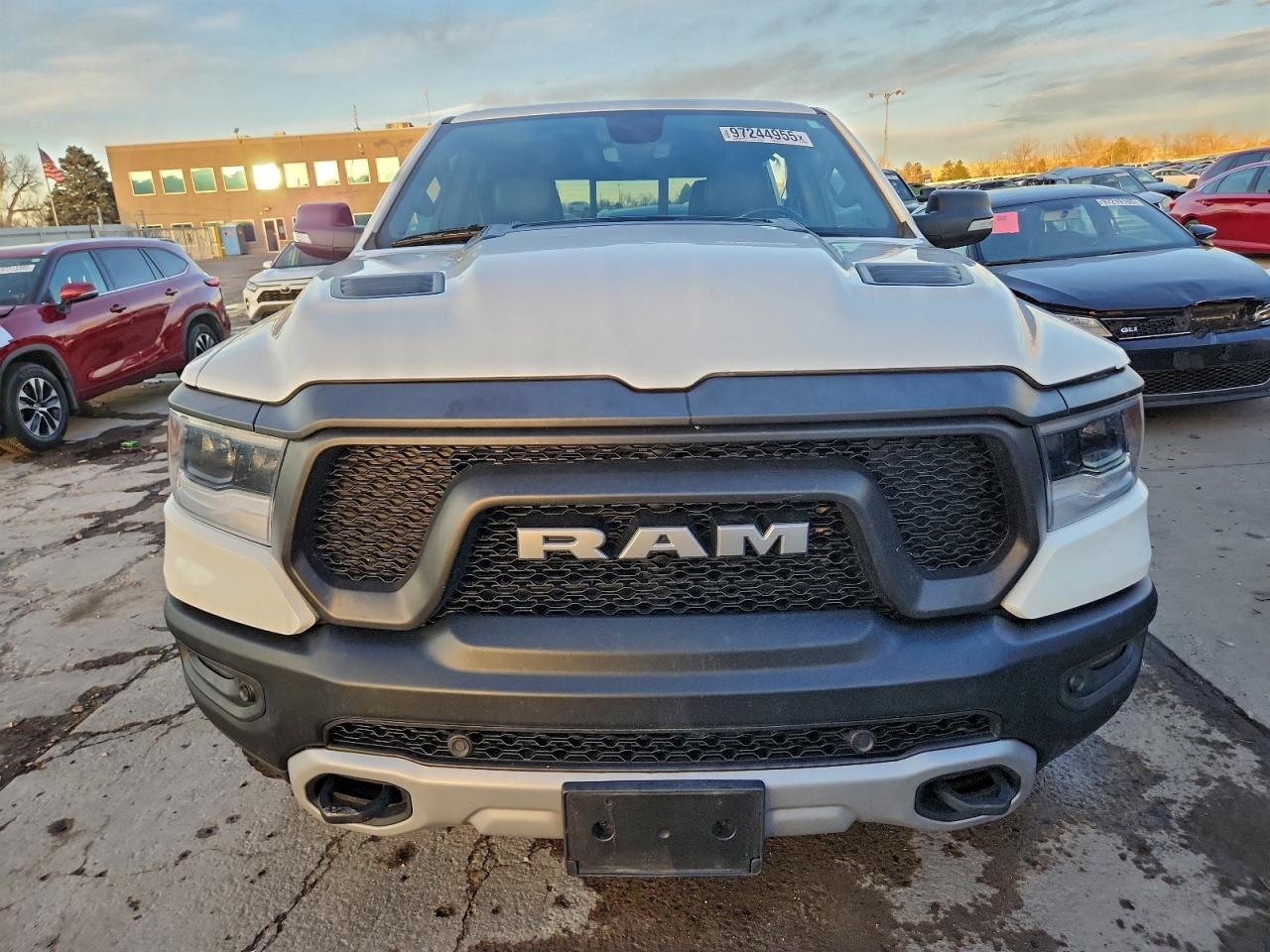 2019 RAM 1500 REBEL photo 17