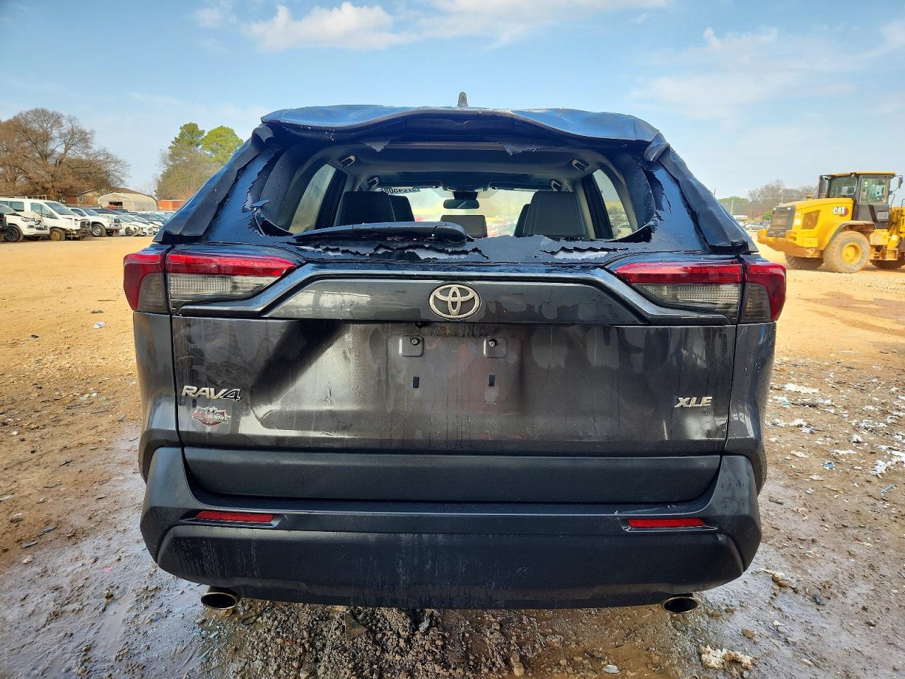2024 TOYOTA RAV4 XLE PREMIUM photo 6