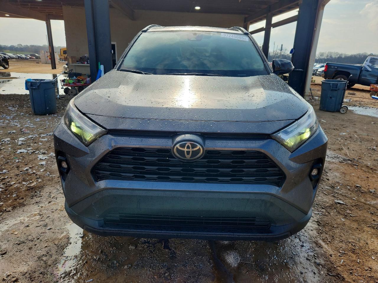 2024 TOYOTA RAV4 XLE PREMIUM photo 5