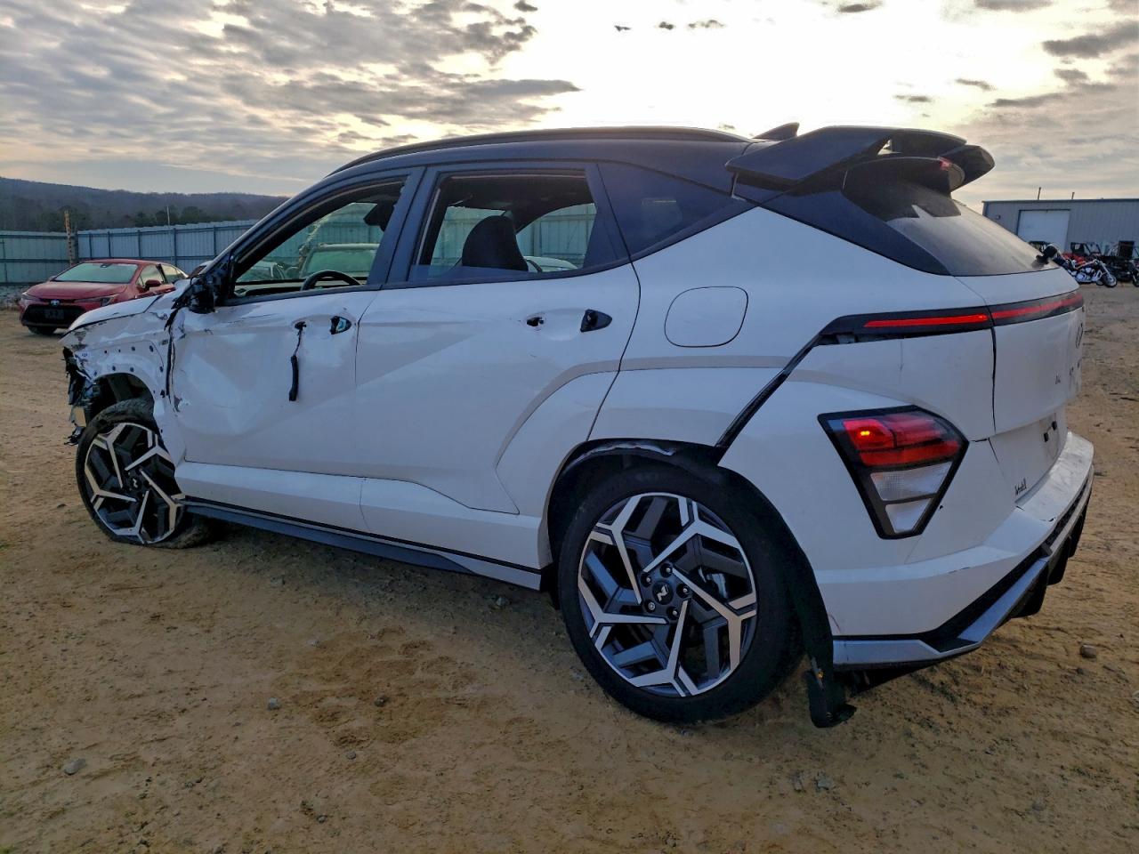 2024 HYUNDAI KONA N LINE photo 2