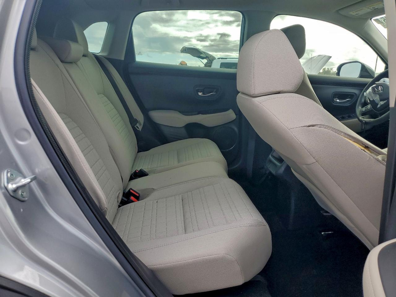 2024 HONDA HR-V LX photo 31