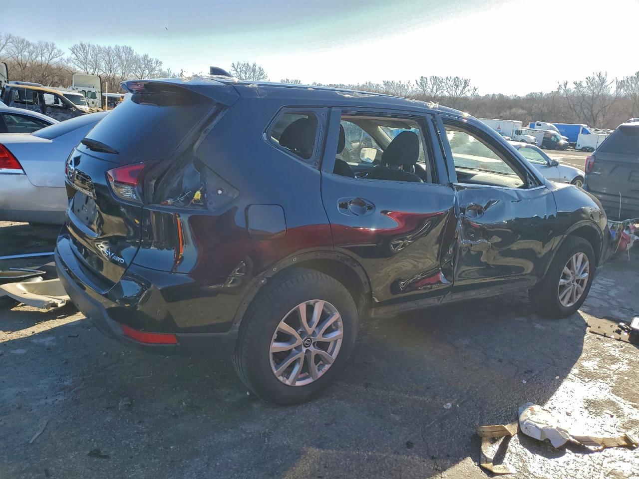 2017 NISSAN ROGUE S photo 5