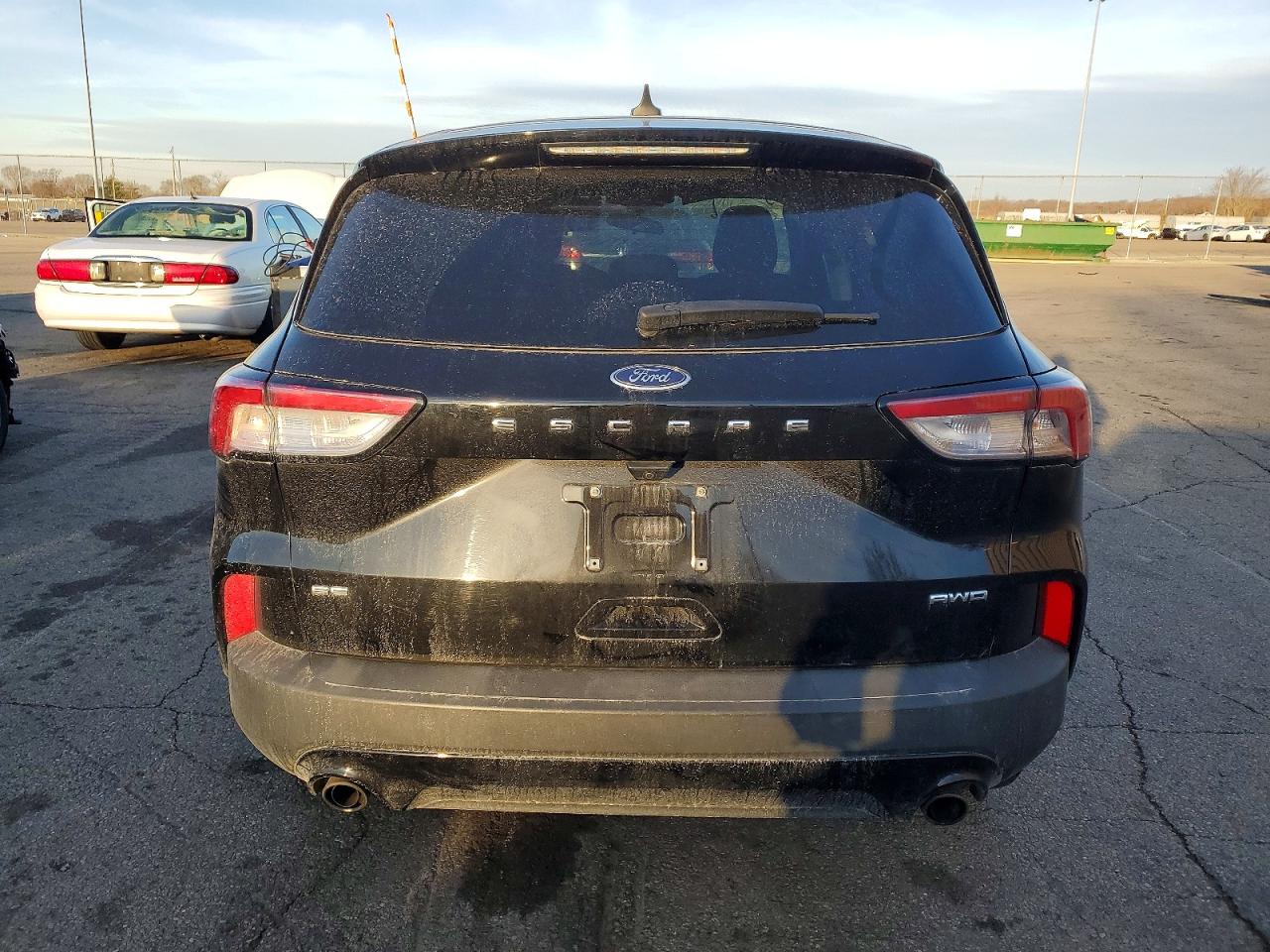 2022 FORD ESCAPE SE photo 6