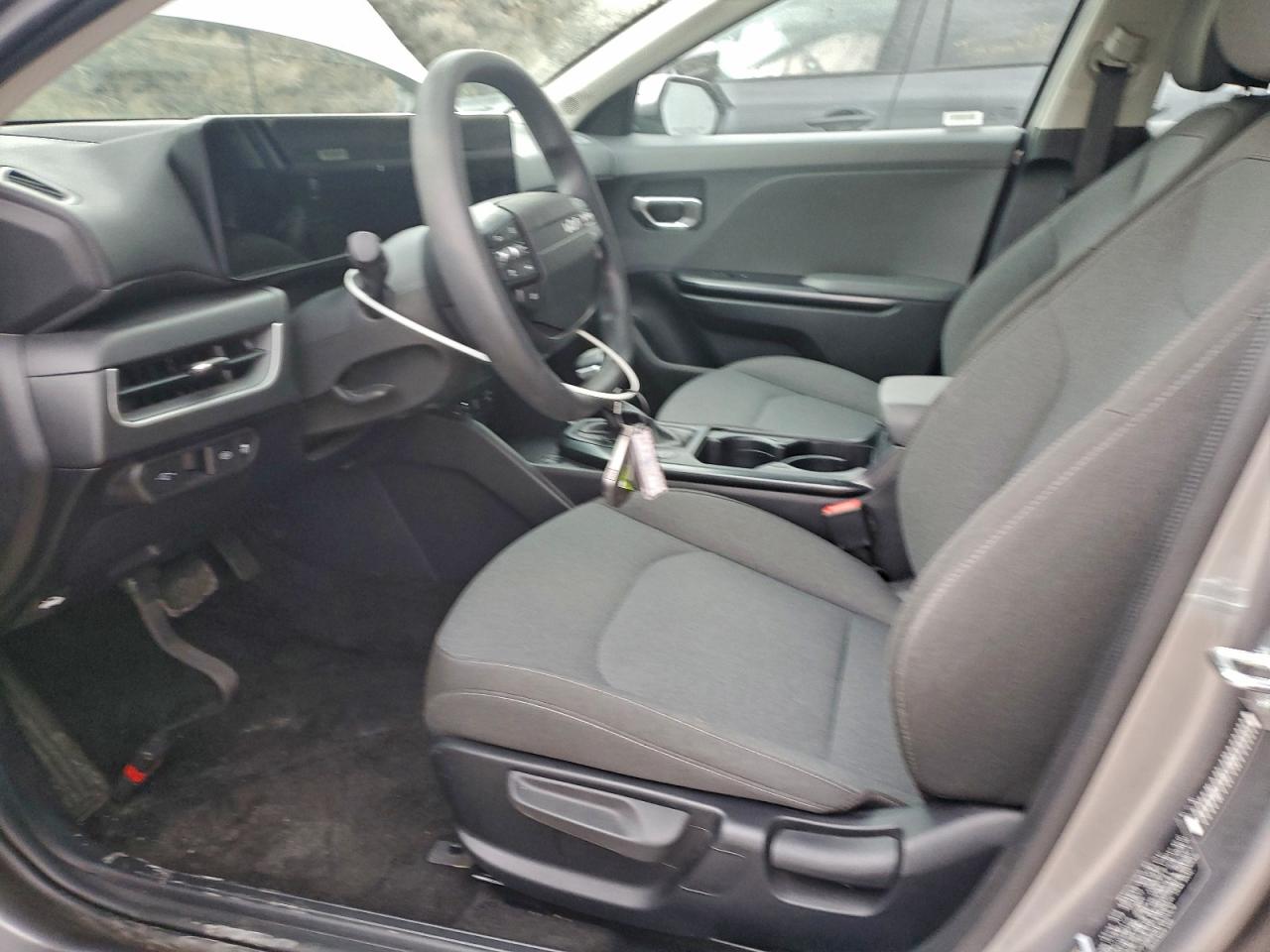 2025 KIA K4 LX photo 13