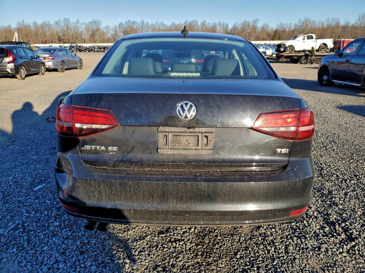 2017 VOLKSWAGEN JETTA SE photo 6