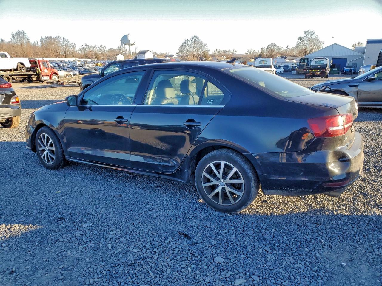 2017 VOLKSWAGEN JETTA SE photo 2