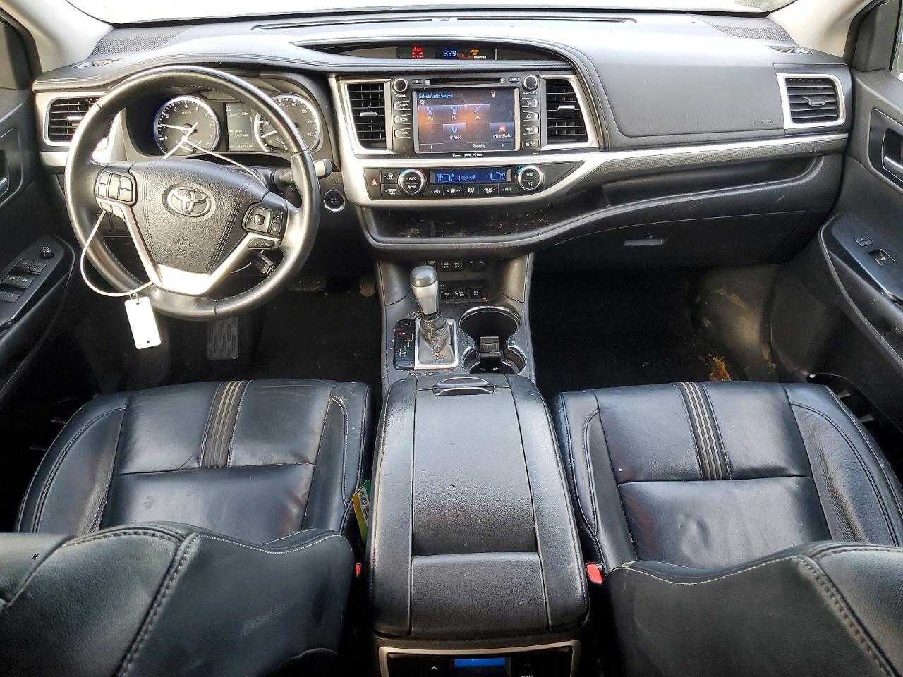 2018 TOYOTA HIGHLANDER SE photo 15