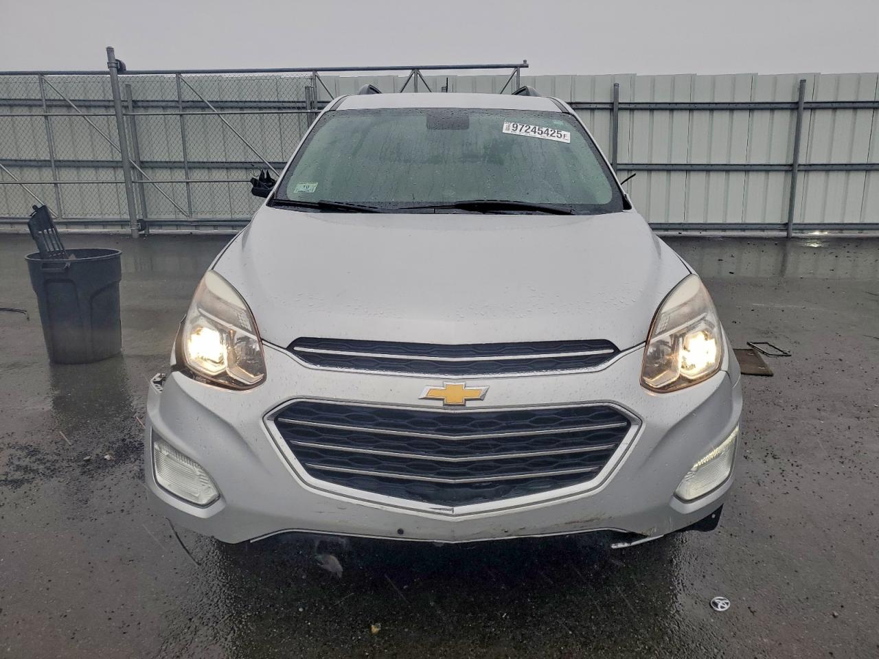 2017 CHEVROLET EQUINOX LT photo 9
