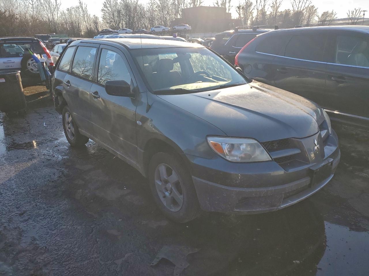 2003 MITSUBISHI OUTLANDER LS photo 7