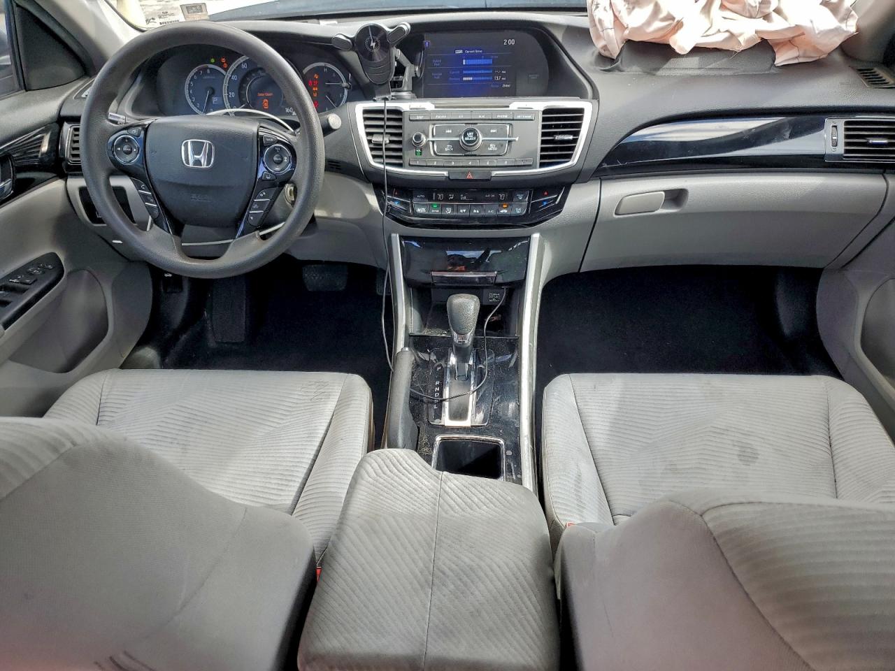 2017 HONDA ACCORD LX photo 8