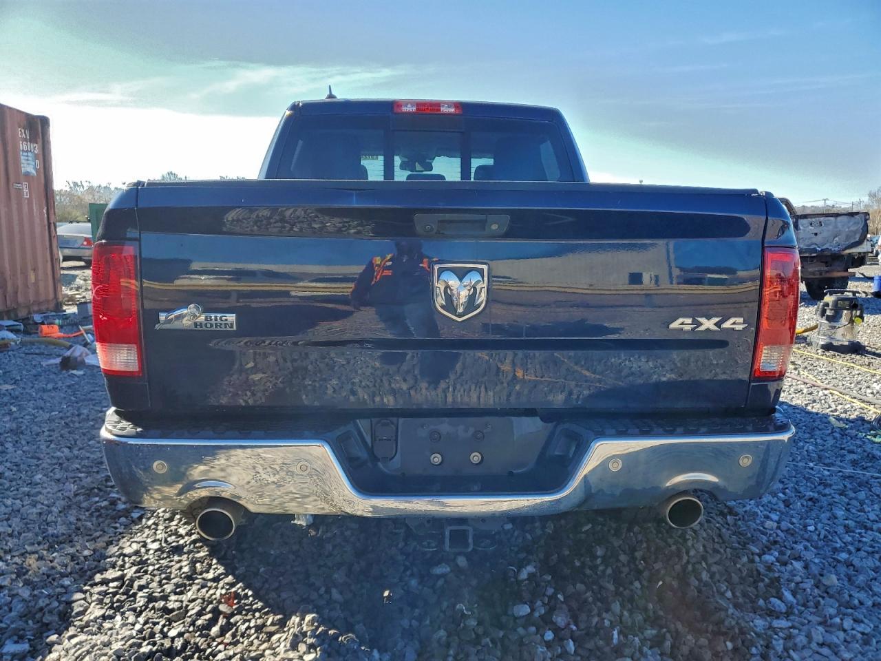 2017 RAM 1500 SLT photo 11