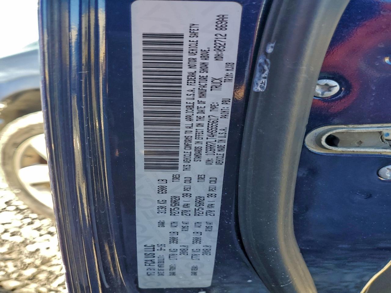 2017 RAM 1500 SLT photo 23