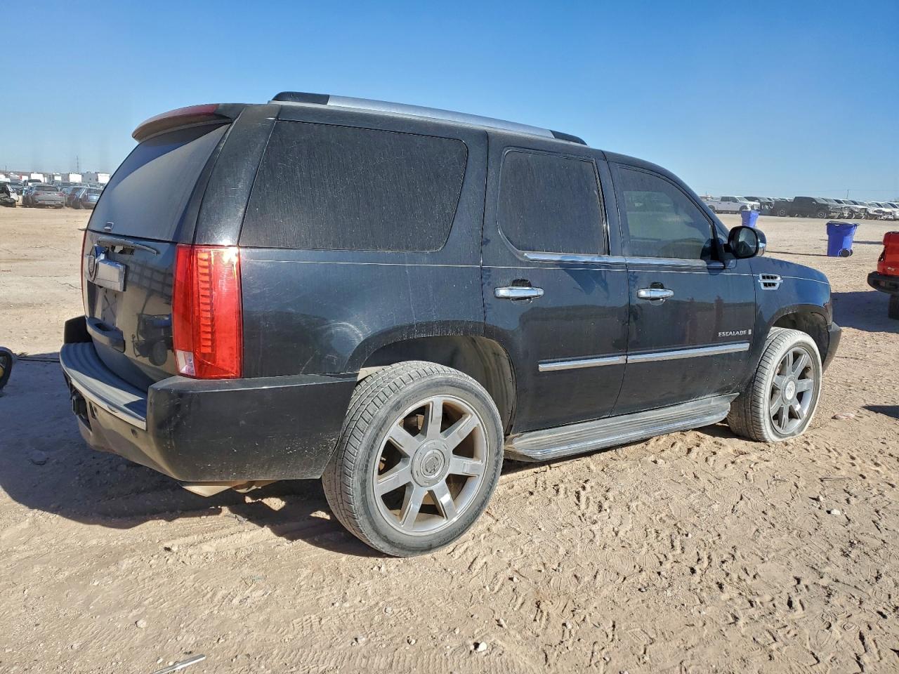 2007 CADILLAC ESCALADE LUXURY photo 5