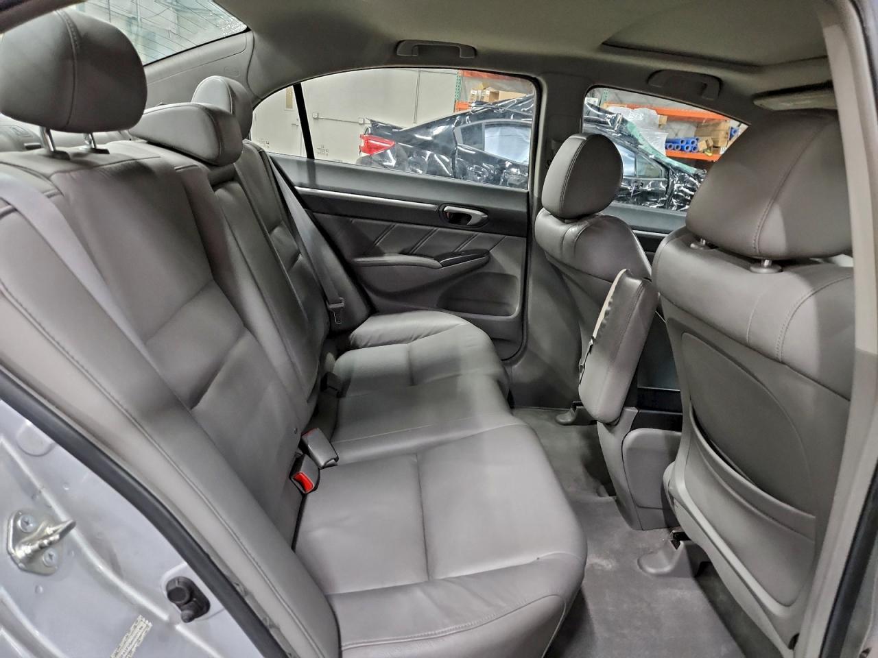 2010 HONDA CIVIC EXL photo 19