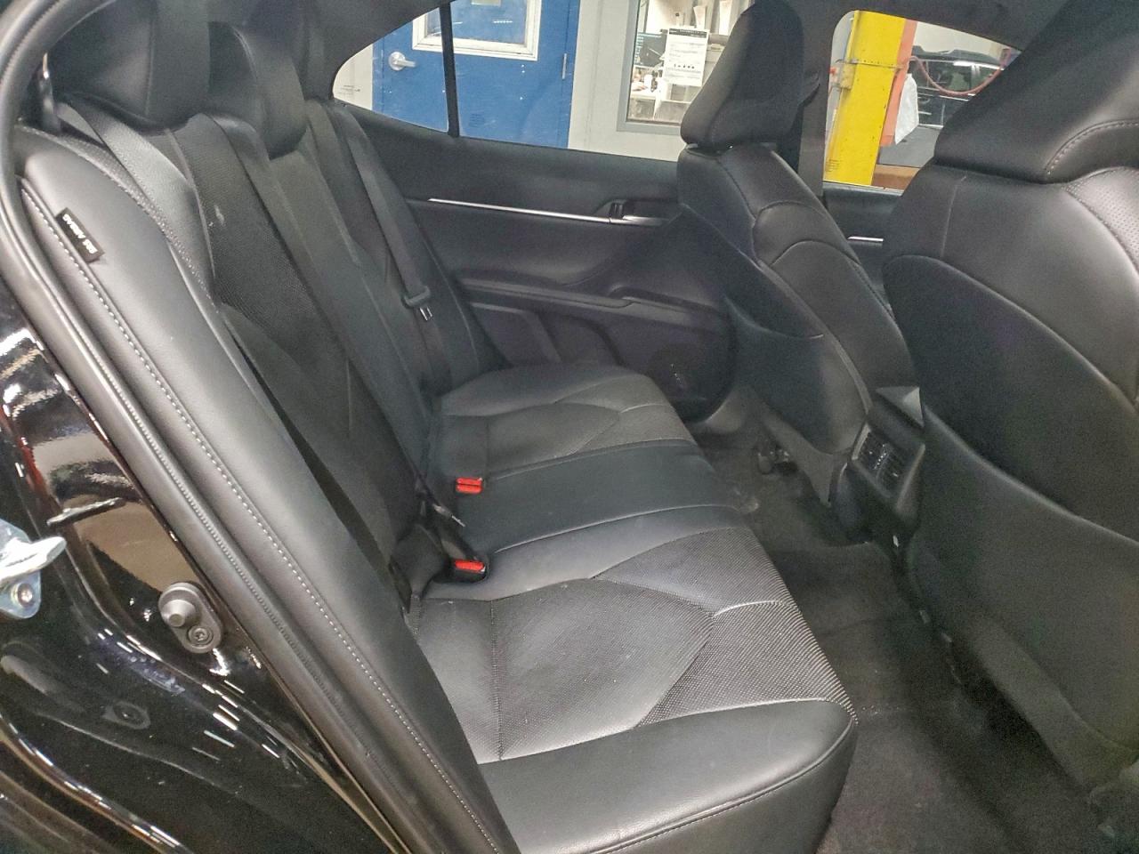 2024 TOYOTA CAMRY XLE photo 19