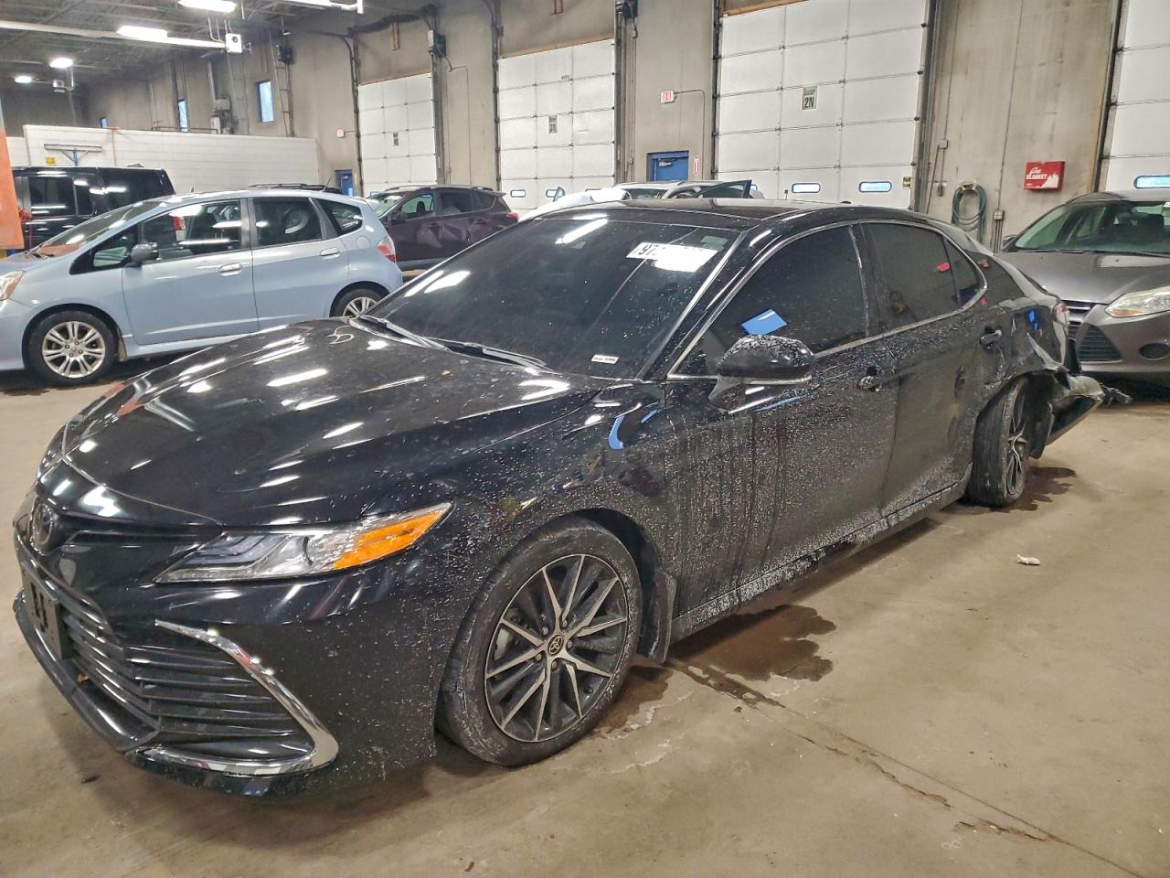 2024 TOYOTA CAMRY