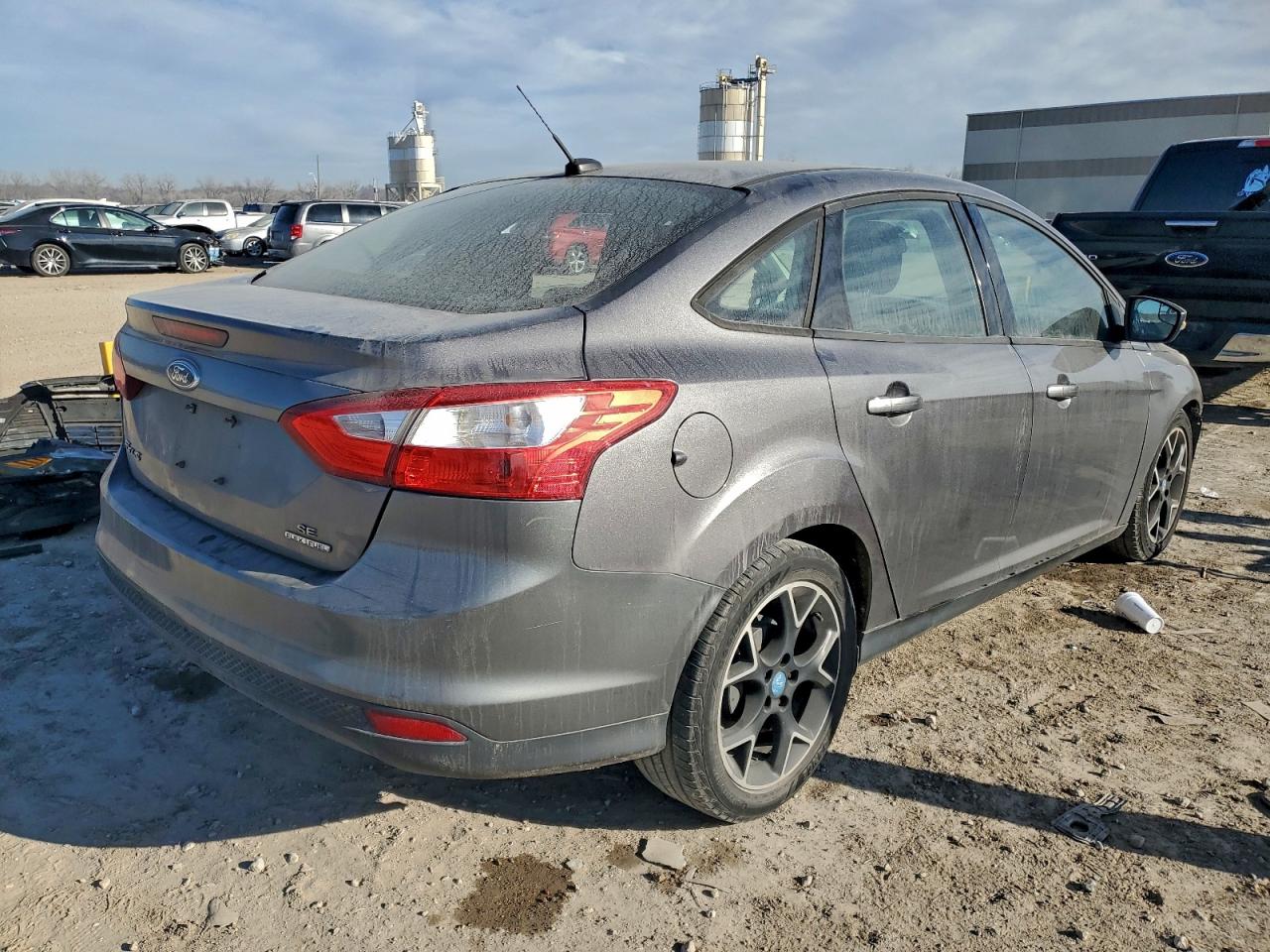 2013 FORD FOCUS SE photo 5