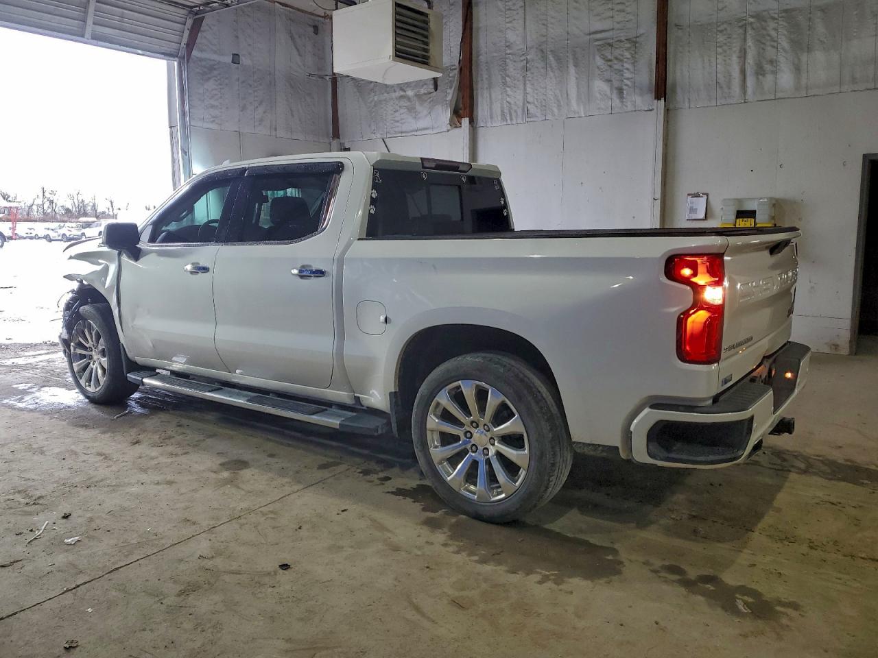 2019 CHEVROLET SILVERADO K1500 HIGH COUNTRY photo 3