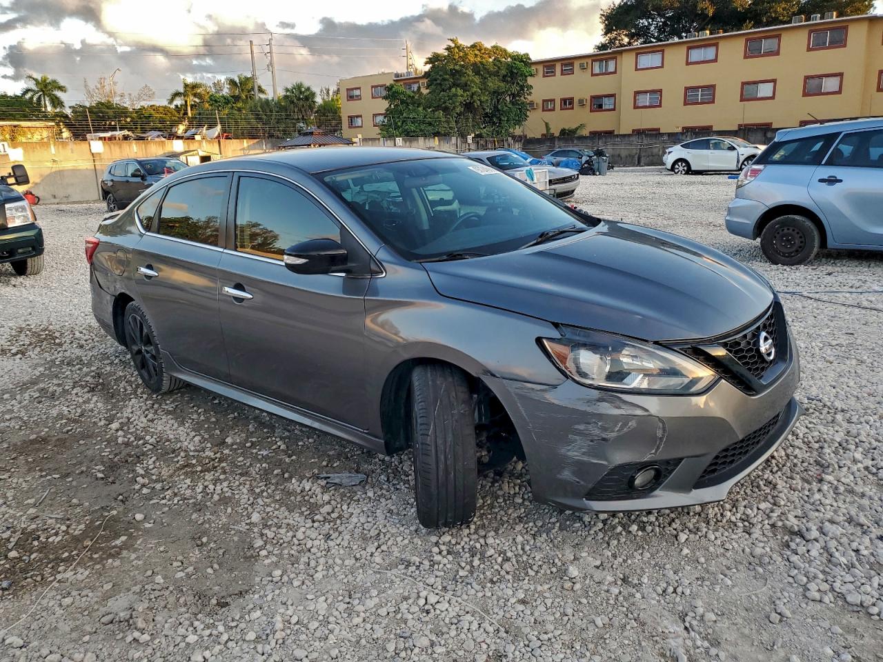 2018 NISSAN SENTRA S photo 13