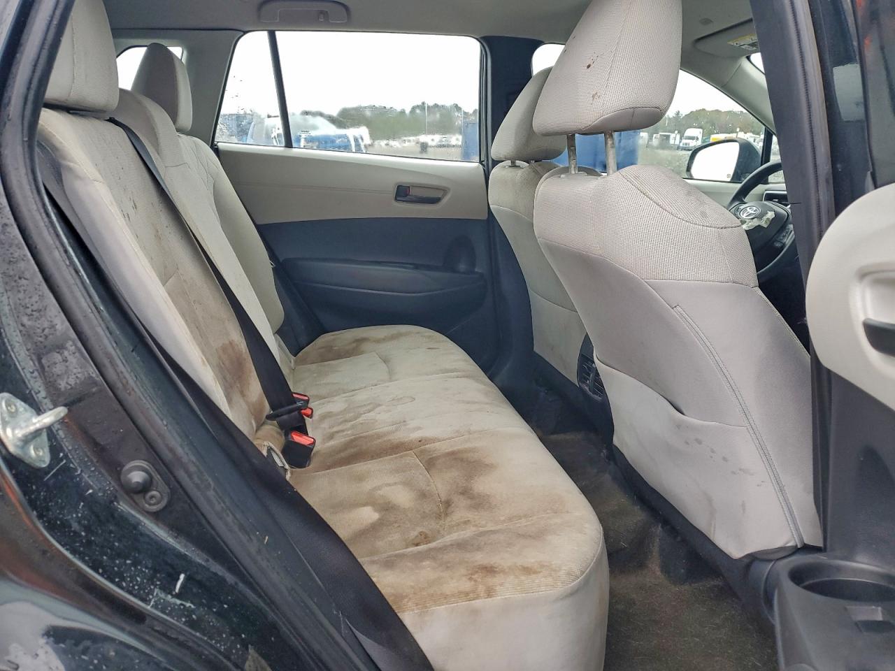 2022 TOYOTA COROLLA CROSS L photo 41