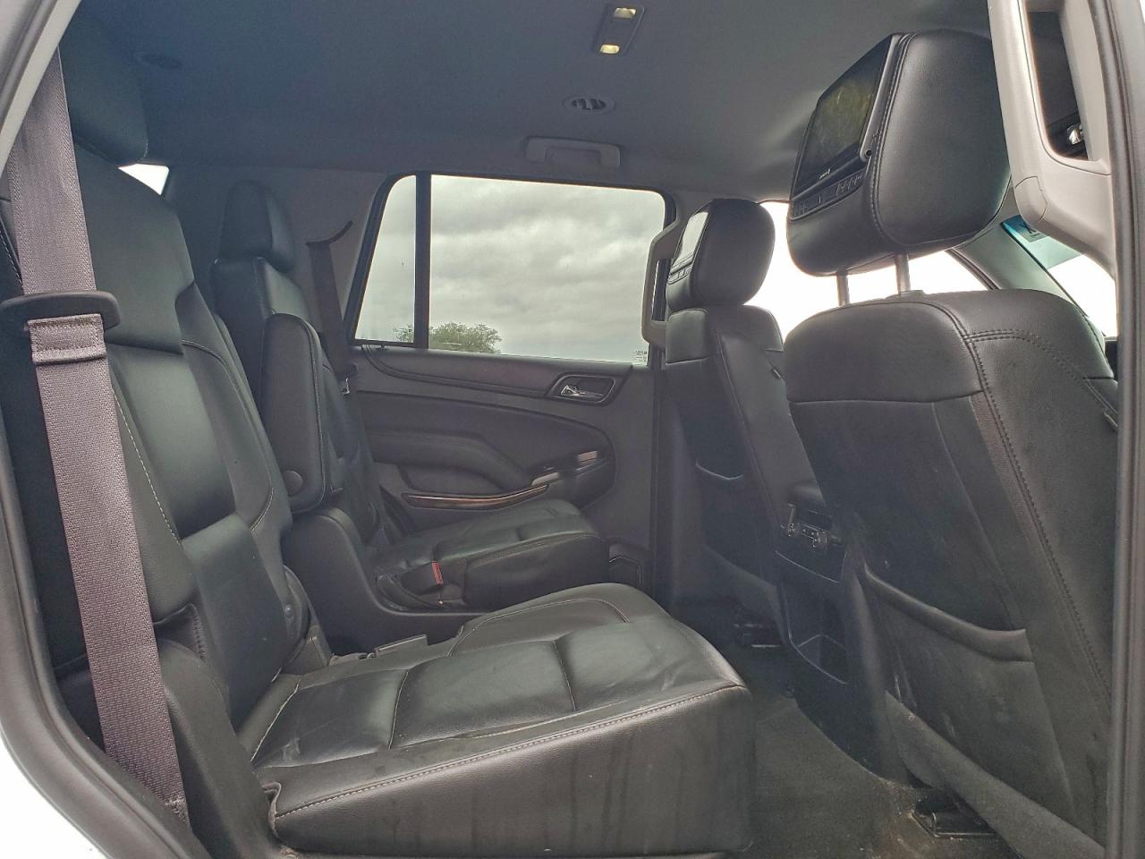 2017 CHEVROLET TAHOE C1500 LT photo 10