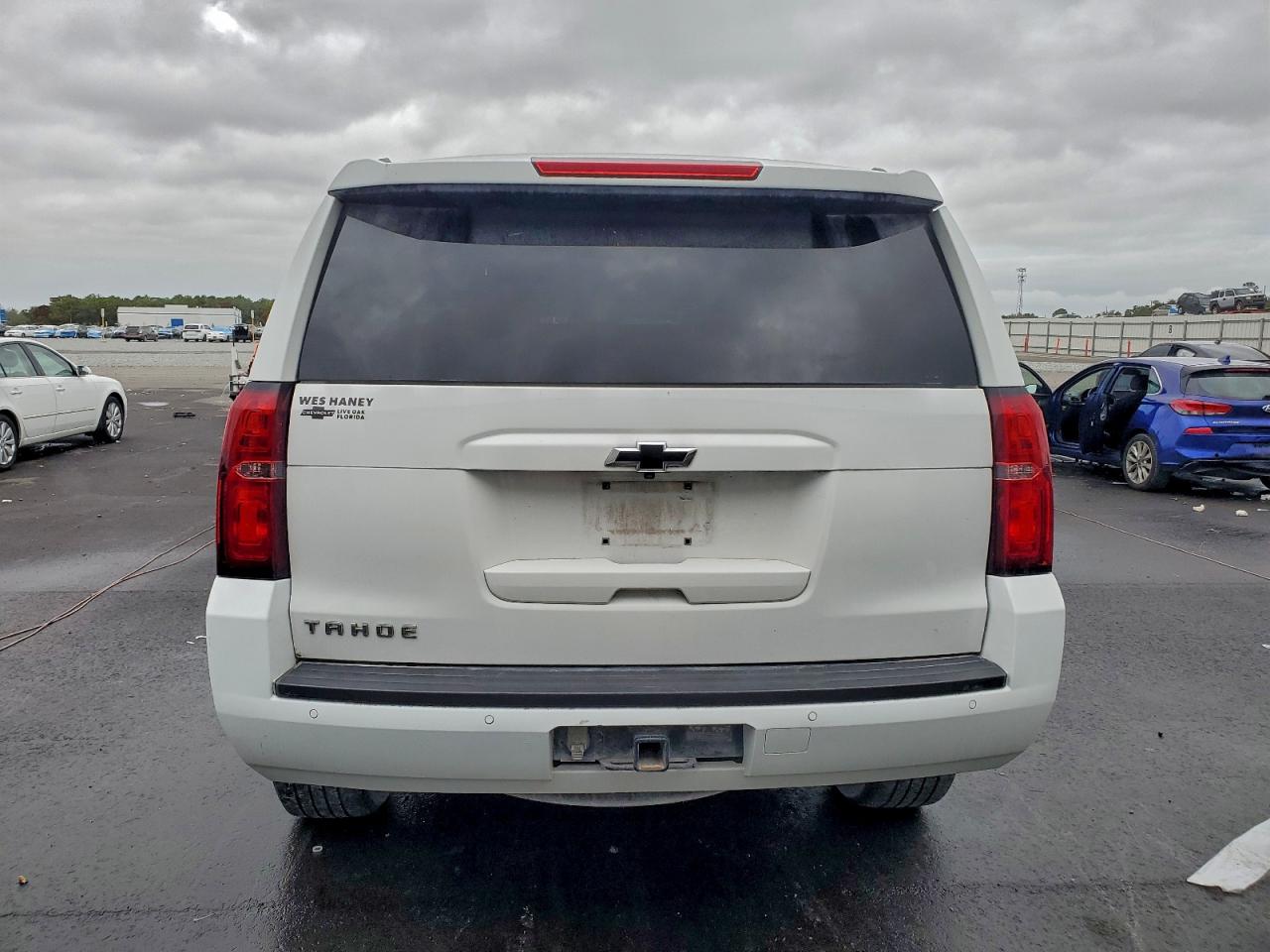 2017 CHEVROLET TAHOE C1500 LT photo 6