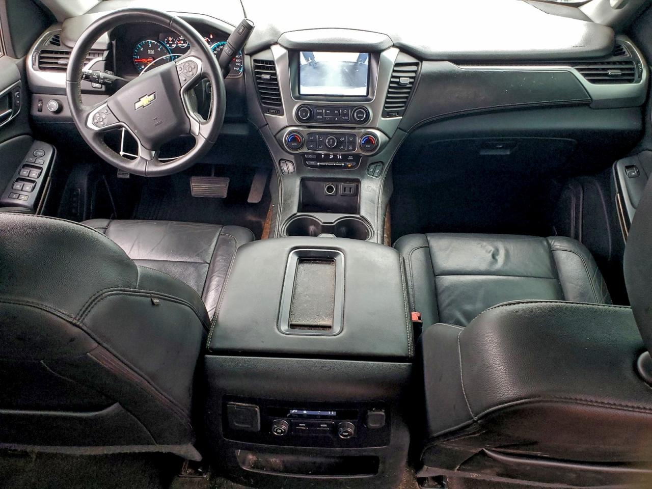 2017 CHEVROLET TAHOE C1500 LT photo 8