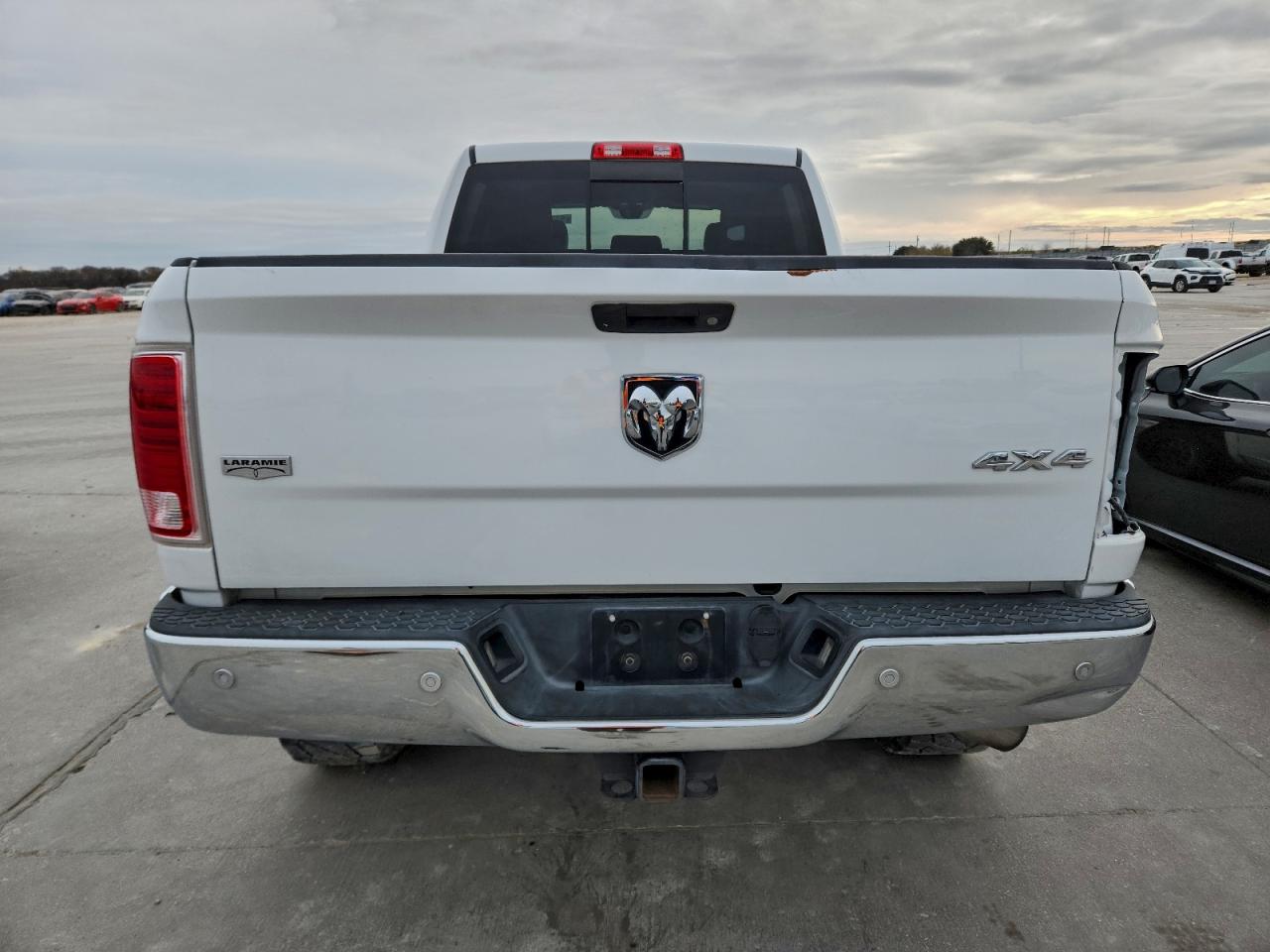 2017 RAM 2500 LARAMIE photo 6