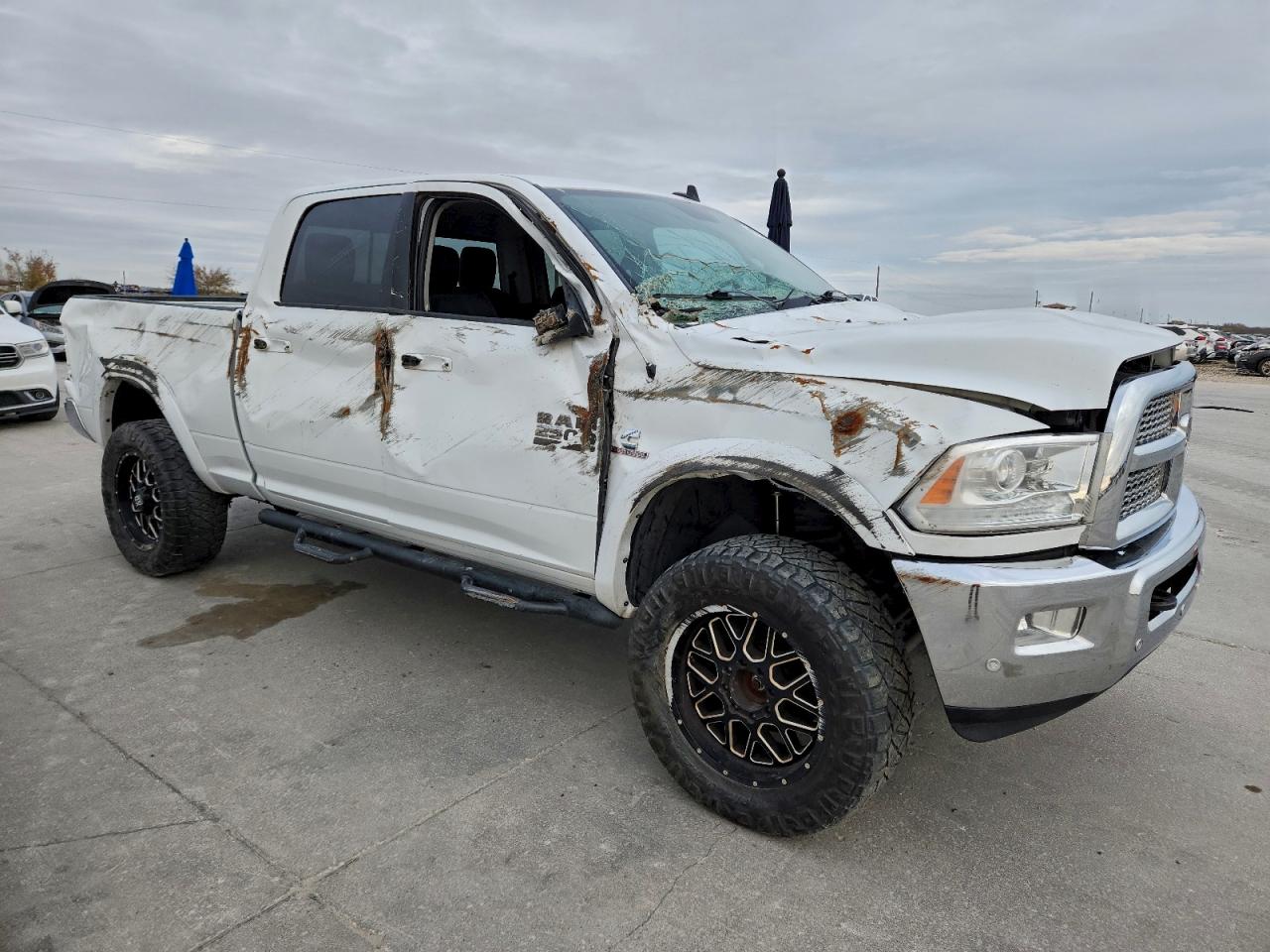 2017 RAM 2500 LARAMIE photo 4