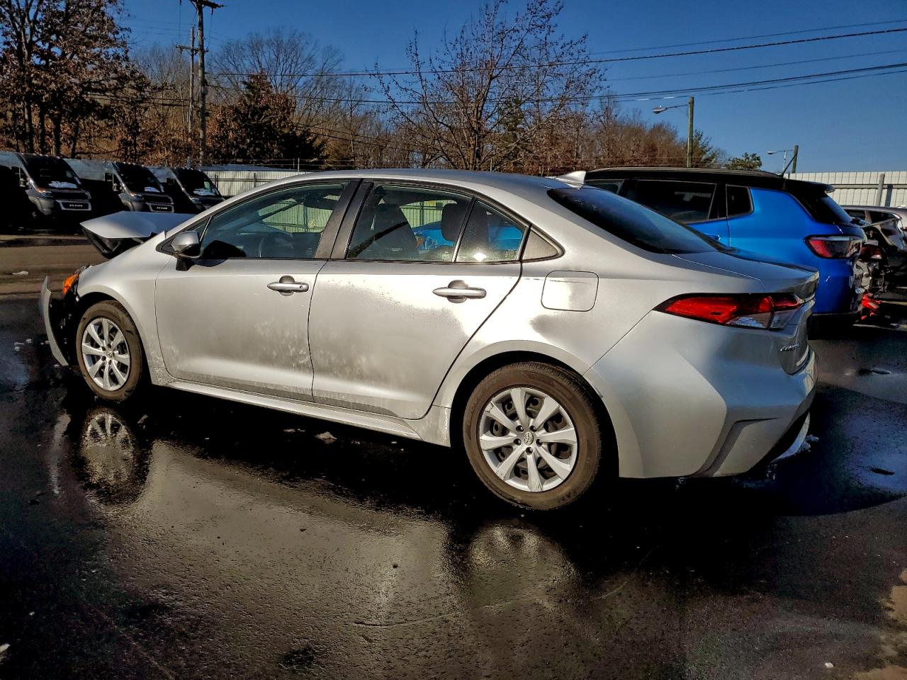 2022 TOYOTA COROLLA LE photo 2