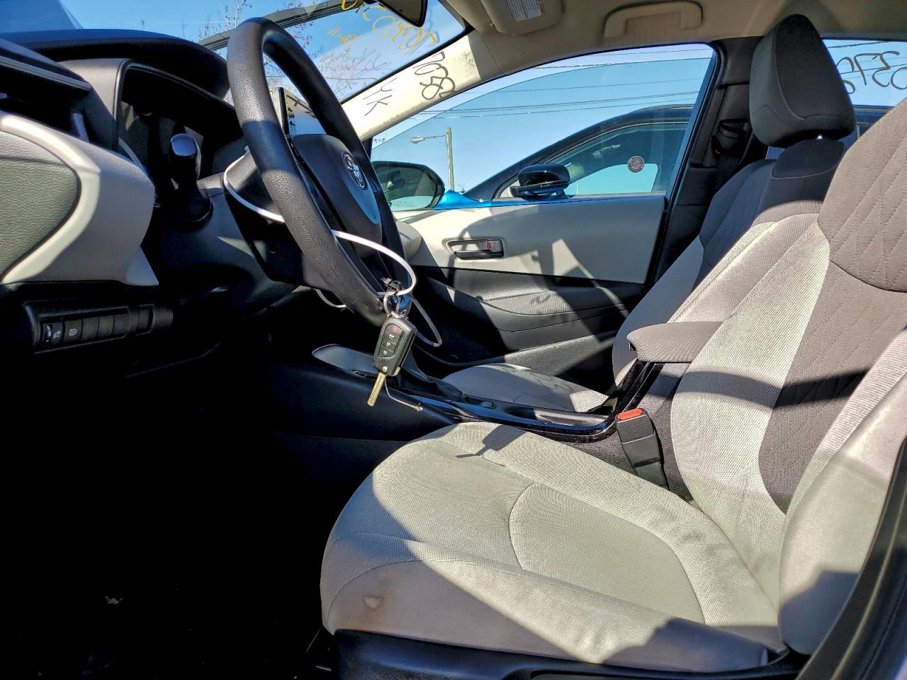 2022 TOYOTA COROLLA LE photo 7