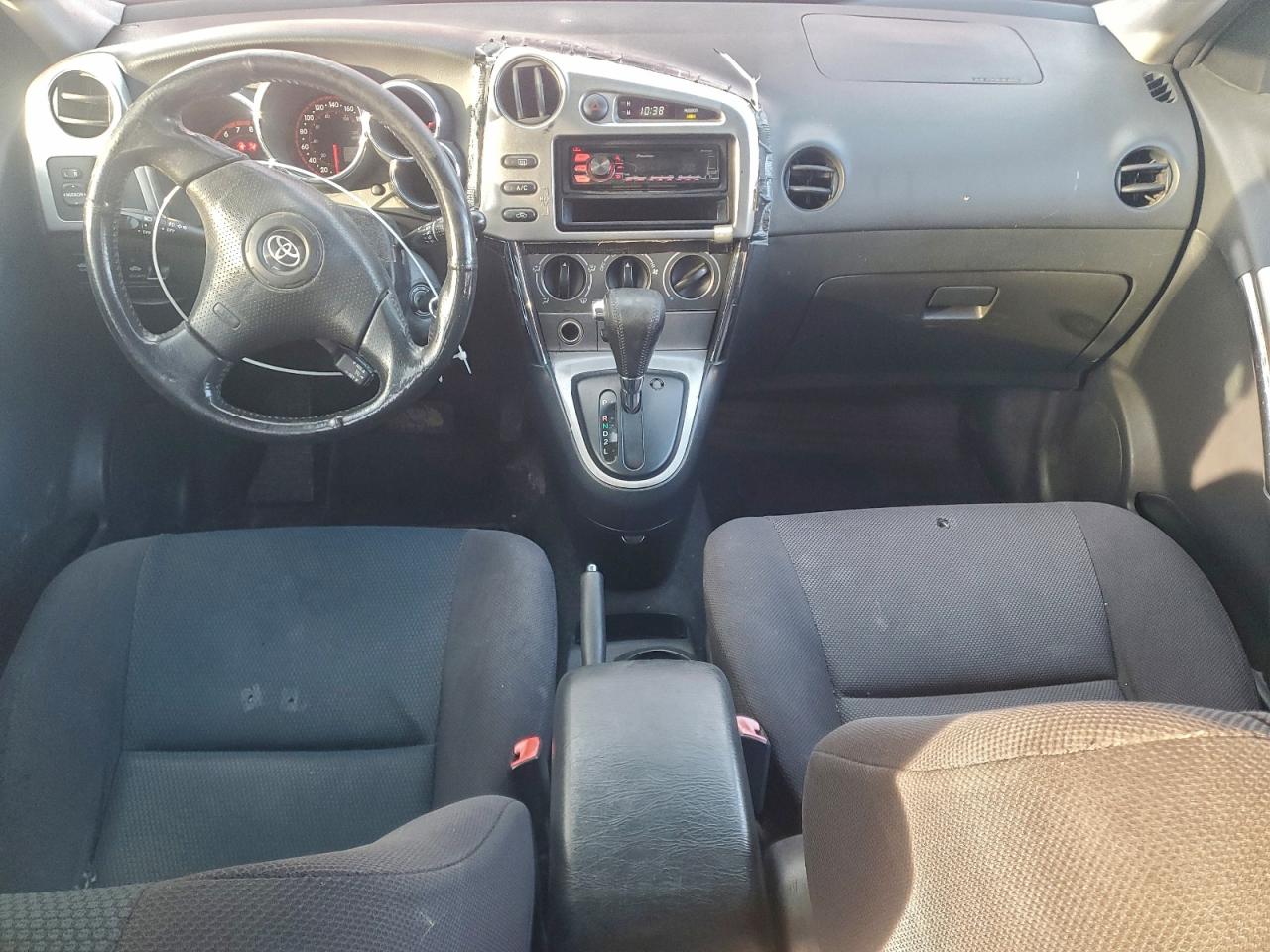 2005 TOYOTA COROLLA MATRIX XR photo 8