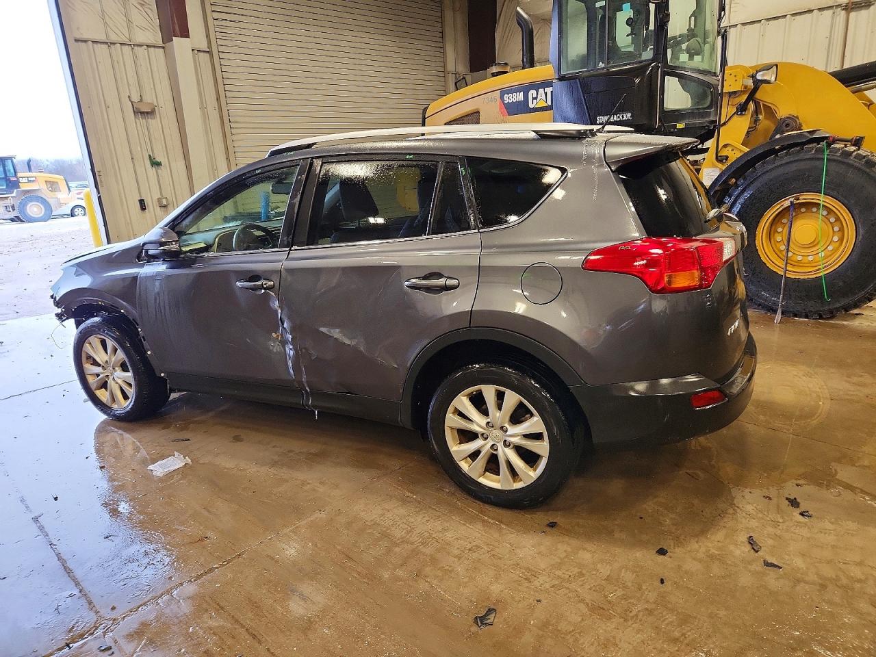 2014 TOYOTA RAV4 LIMITED photo 4