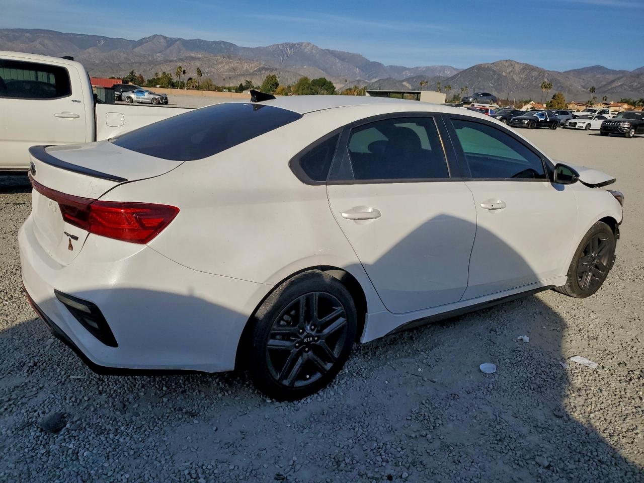 2021 KIA FORTE GT LINE photo 7