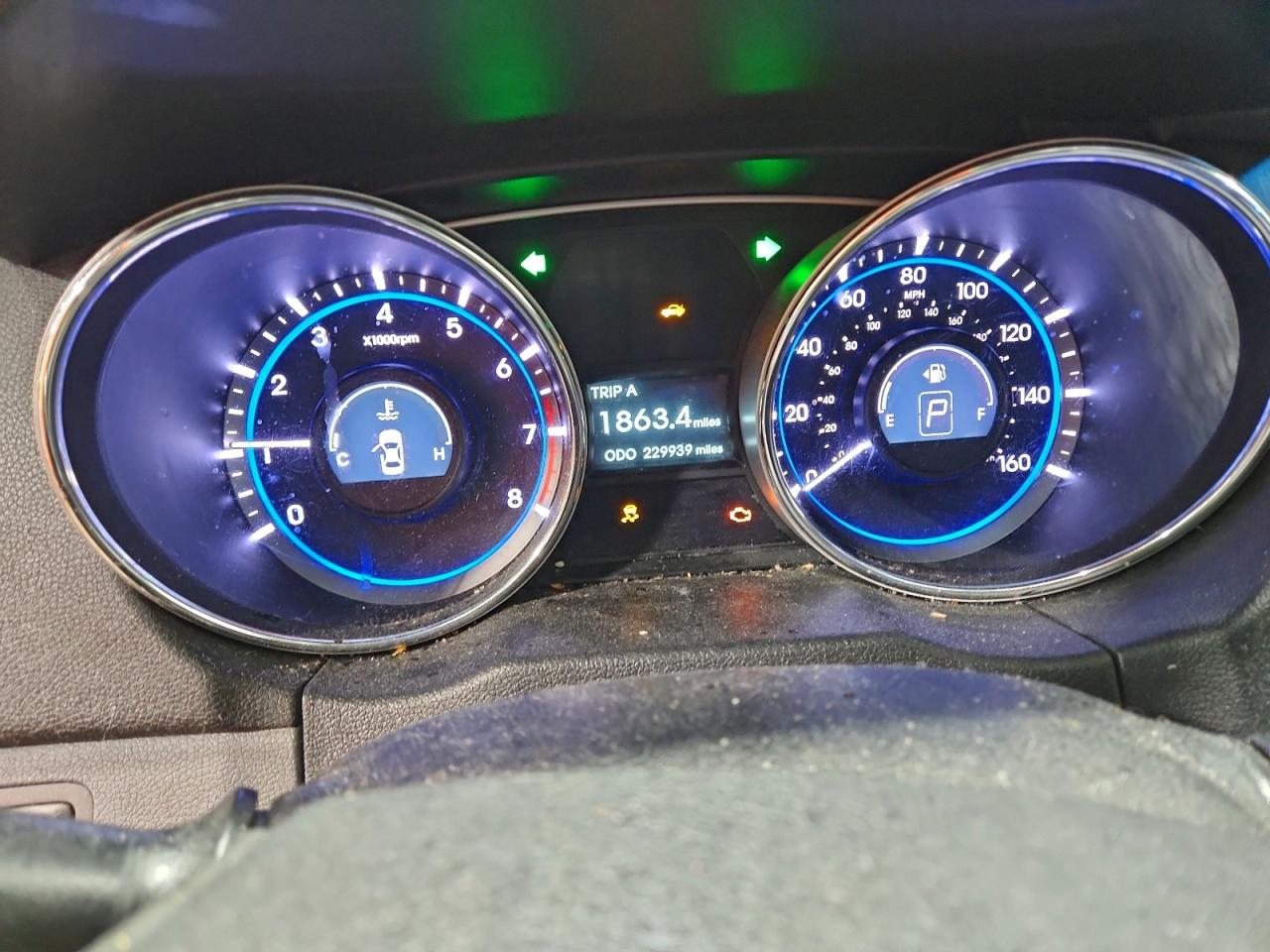 2013 HYUNDAI SONATA GLS photo 9