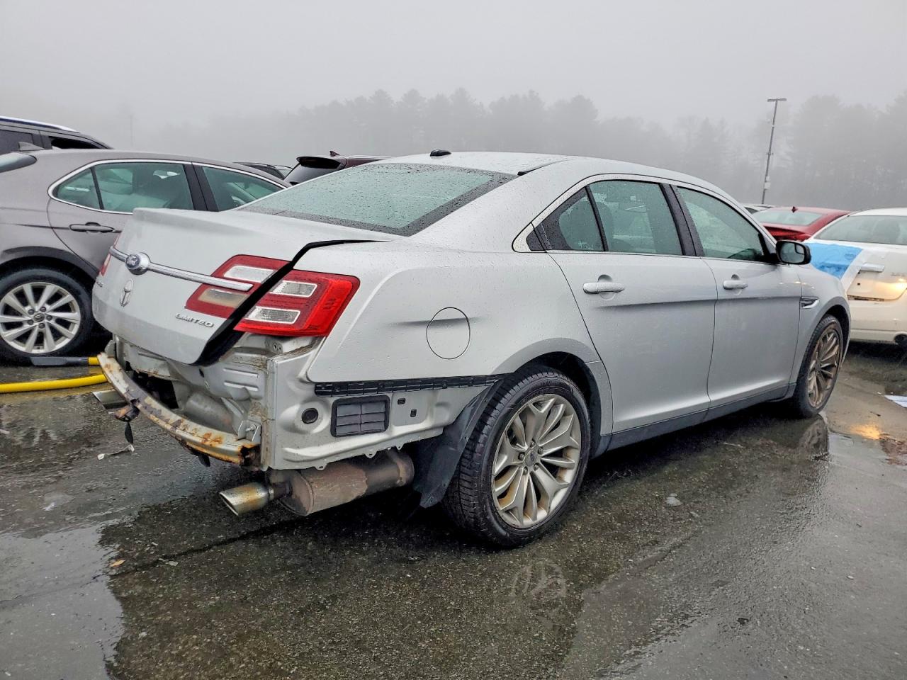 2014 FORD TAURUS LIMITED photo 3