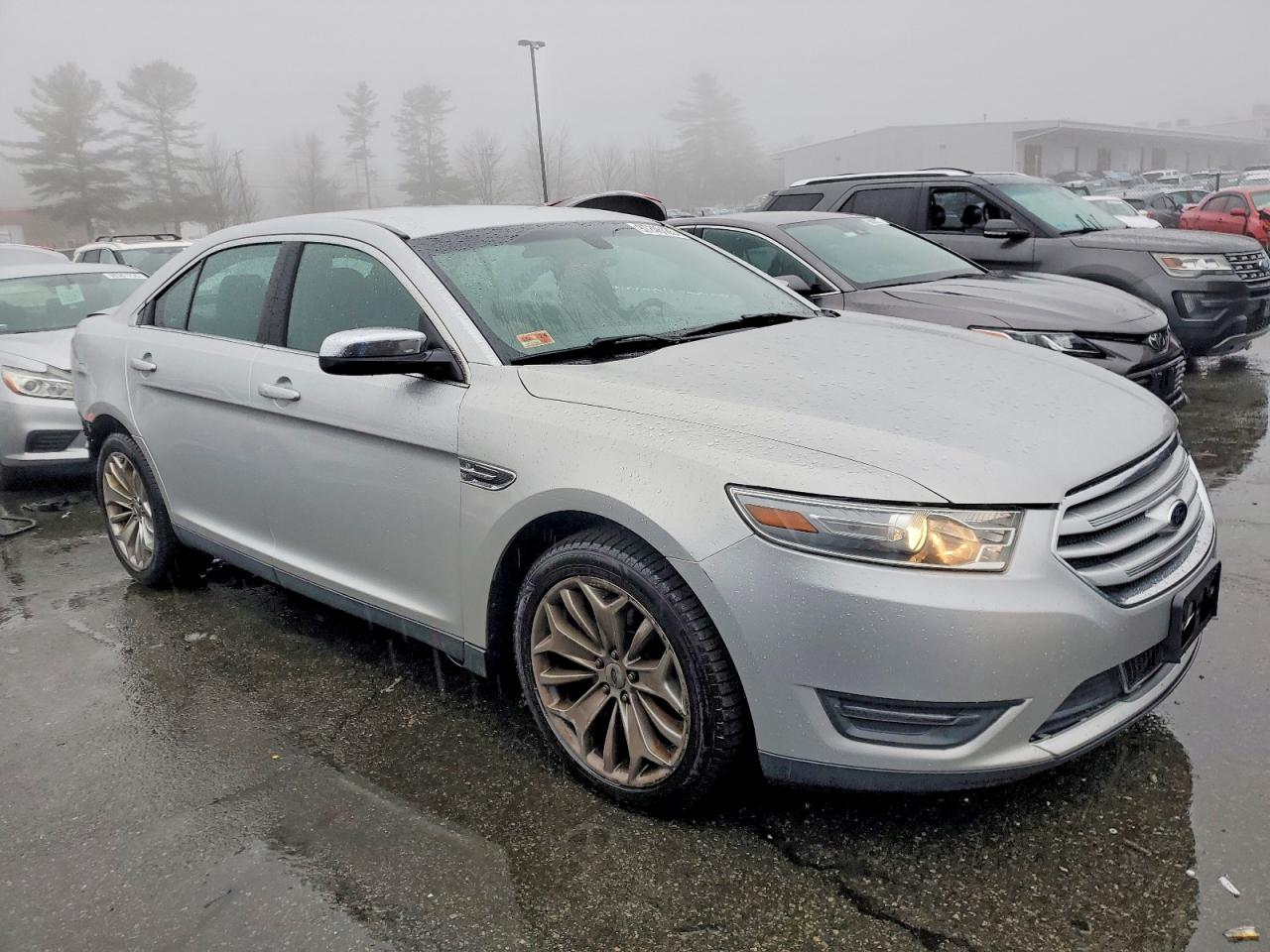 2014 FORD TAURUS LIMITED photo 4