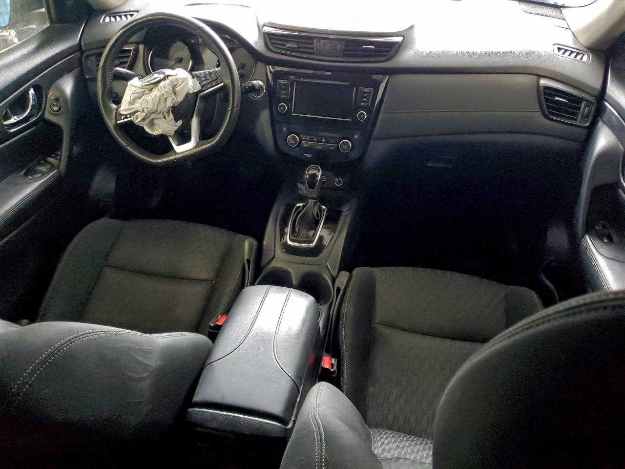 2019 NISSAN ROGUE S photo 22