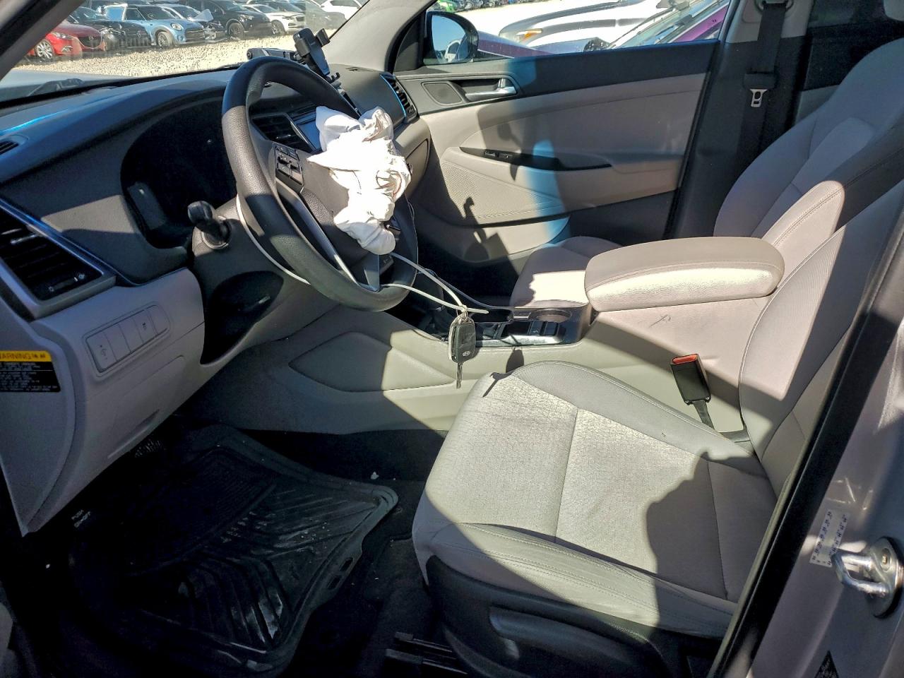 2017 HYUNDAI TUCSON SE photo 19