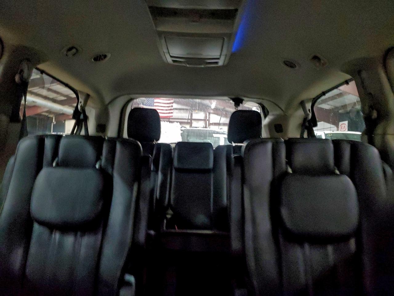 2015 CHRYSLER TOWN & COUNTRY TOURING photo 19