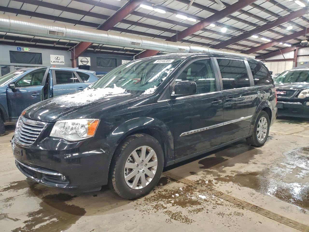 2015 CHRYSLER TOWN & COUNTRY TOURING — FRONT END damage — photo 1