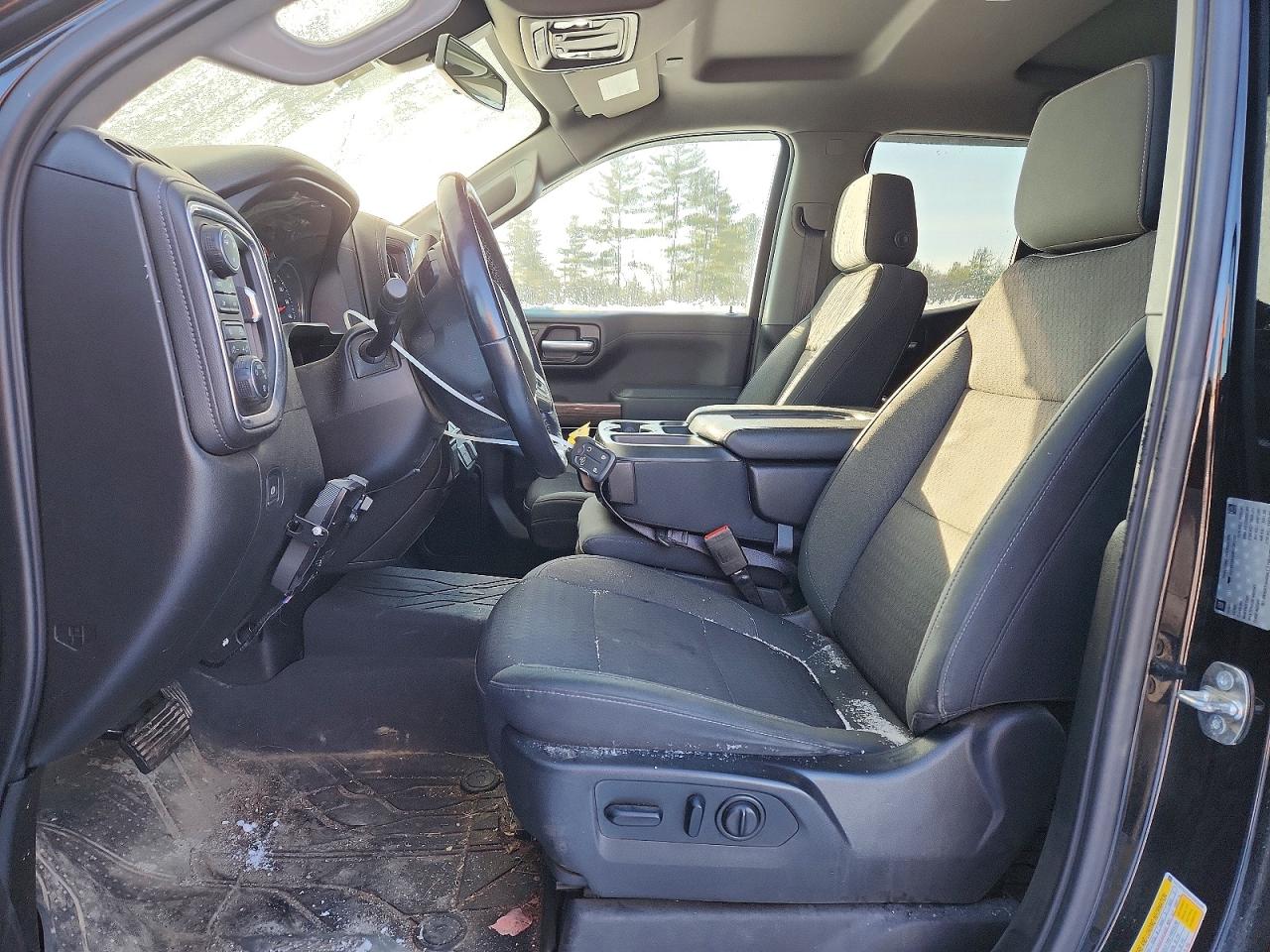 2019 CHEVROLET SILVERADO K1500 RST photo 25