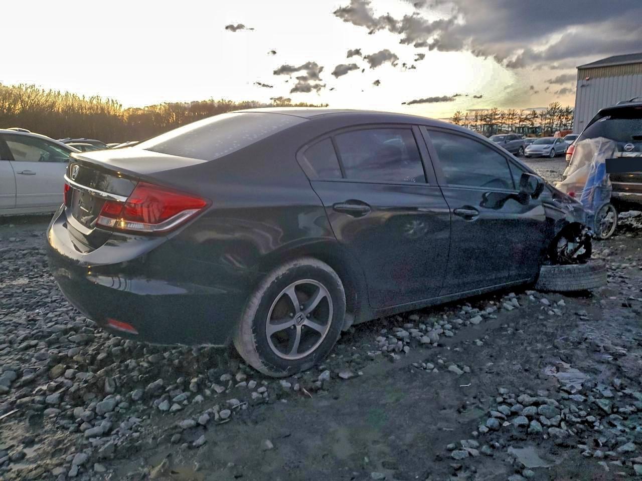 2015 HONDA CIVIC SE photo 3
