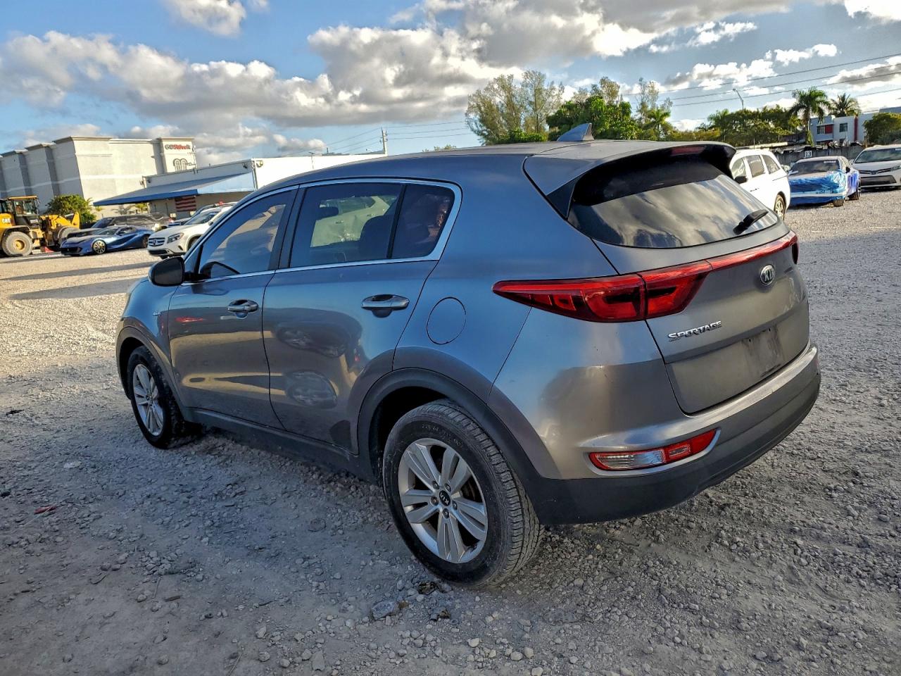 2017 KIA SPORTAGE LX photo 4