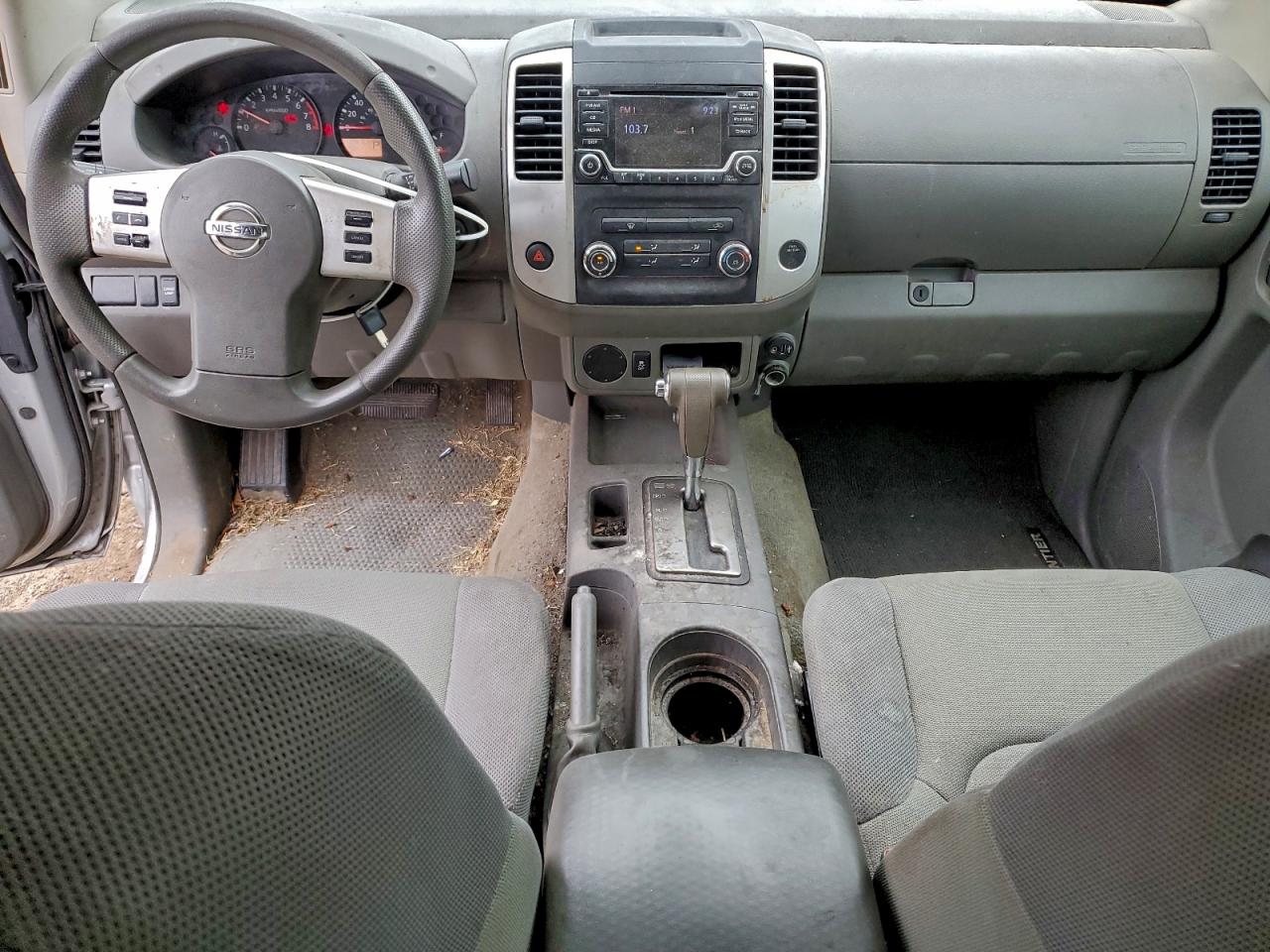 2018 NISSAN FRONTIER S photo 15