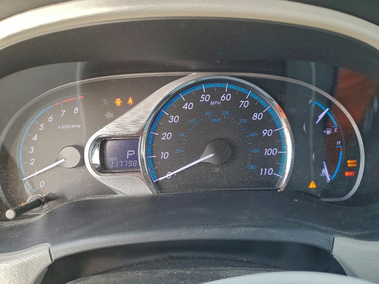 2013 TOYOTA SIENNA XLE photo 9