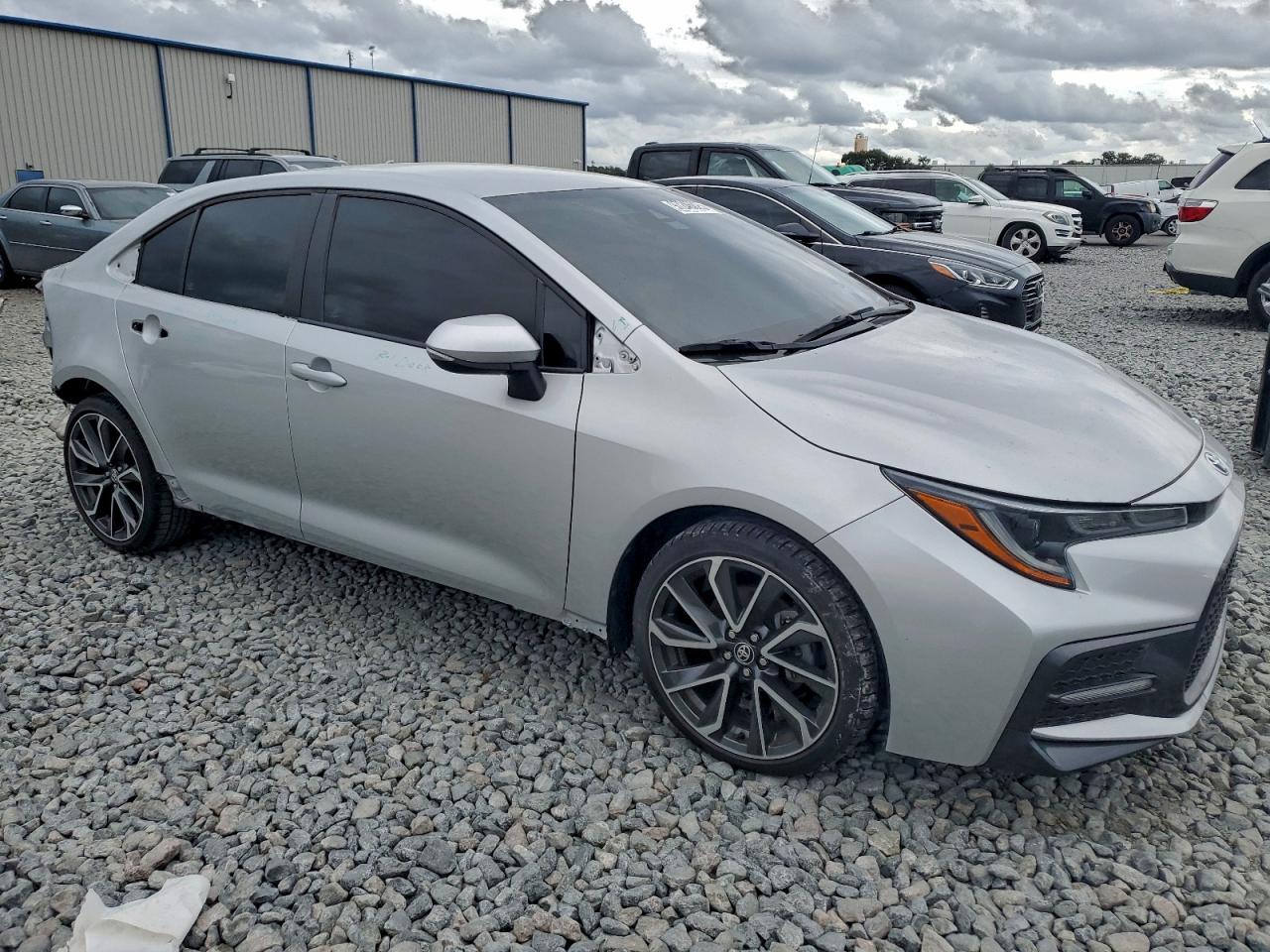 2022 TOYOTA COROLLA SE photo 4